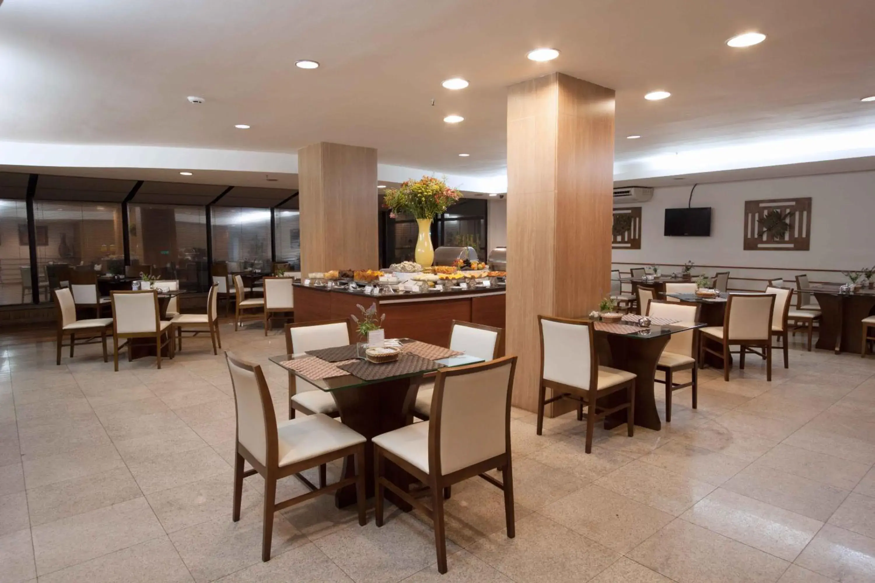 Restaurant/places to eat in Bristol Jangada Fortaleza Meirelles Restaurant/places to eat in Bristol Jangada Fortaleza Meirelles