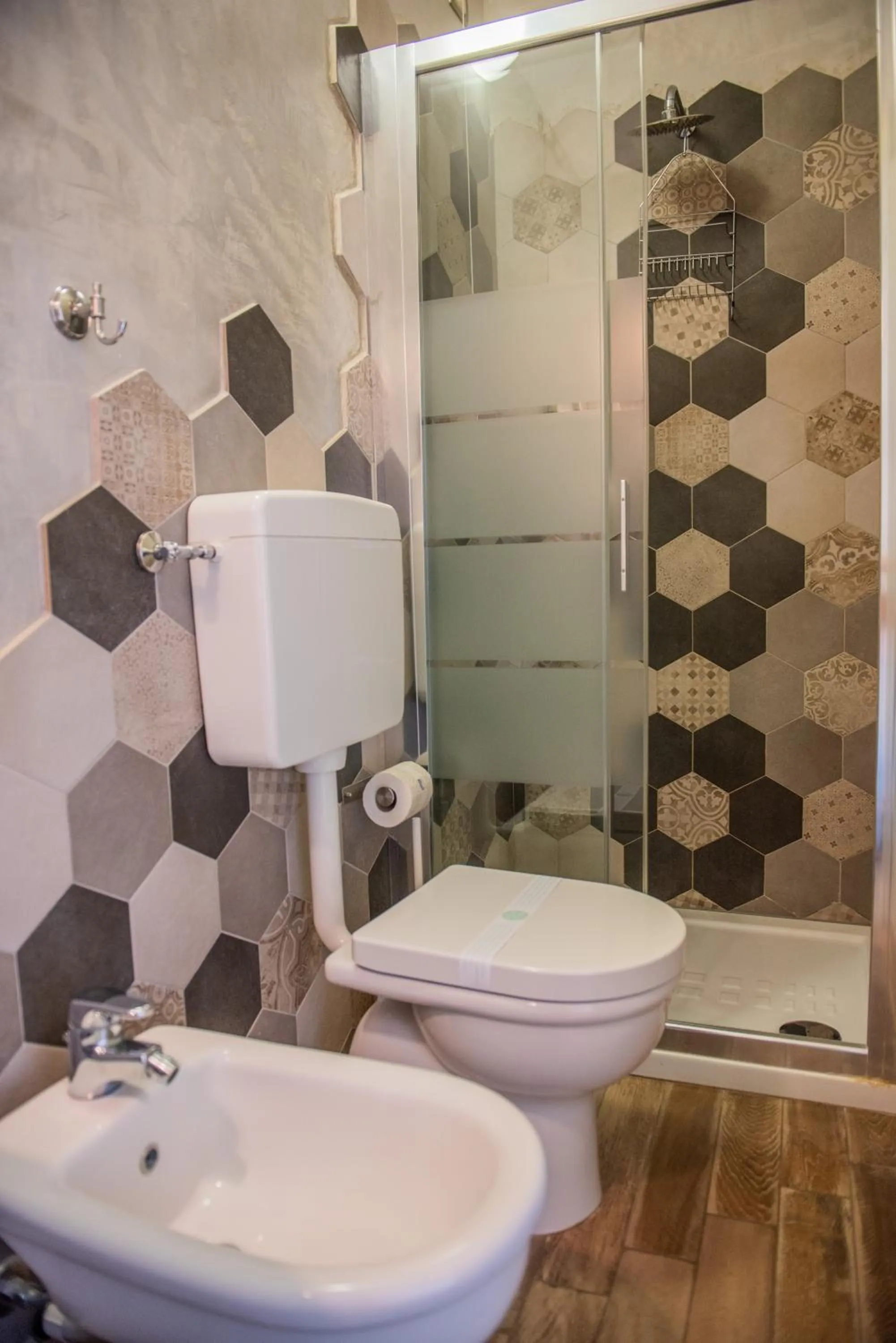 Bathroom in Fra Diavolo