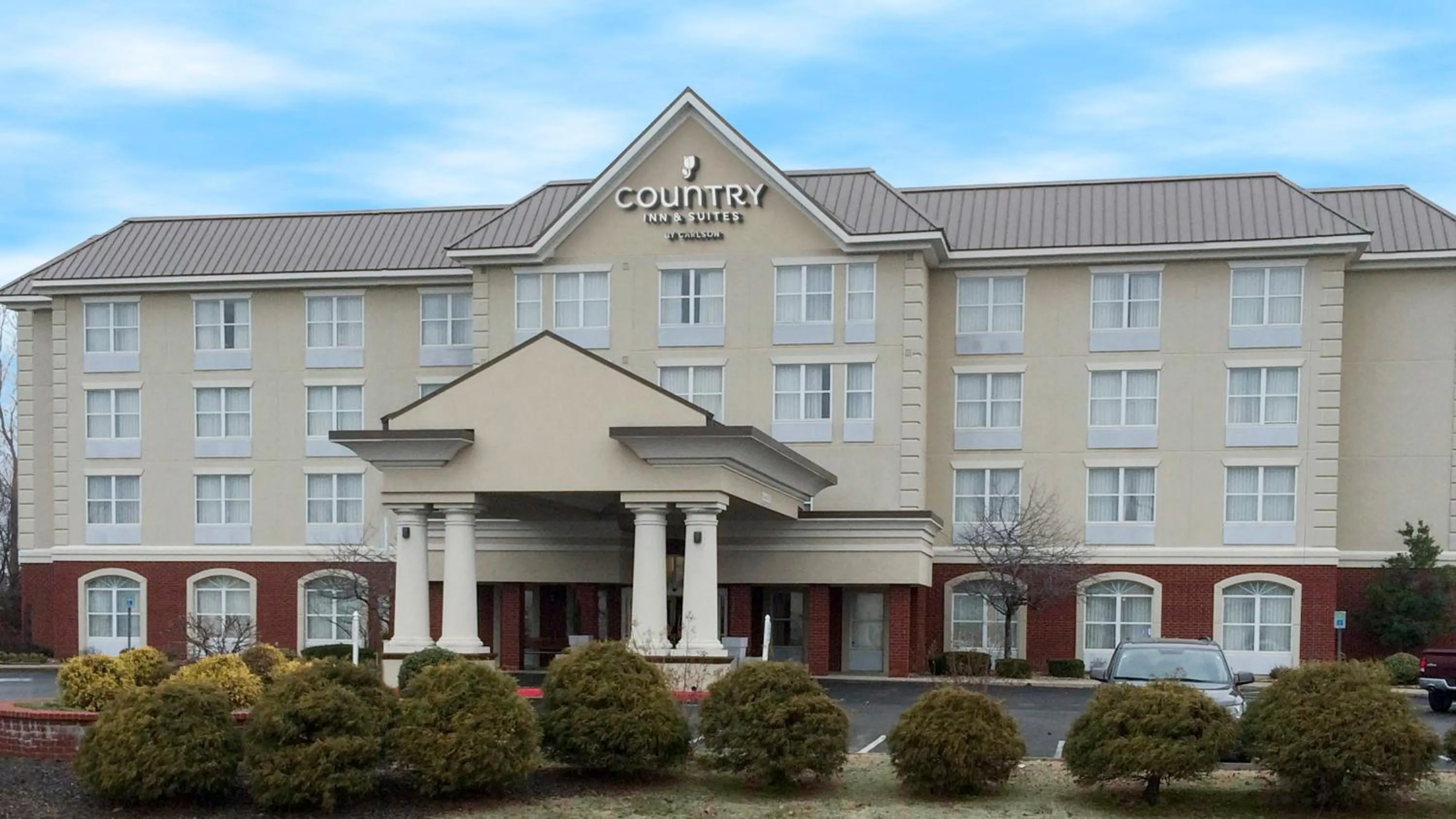 Facade/entrance in Country Inn & Suites by Radisson, Evansville, IN
