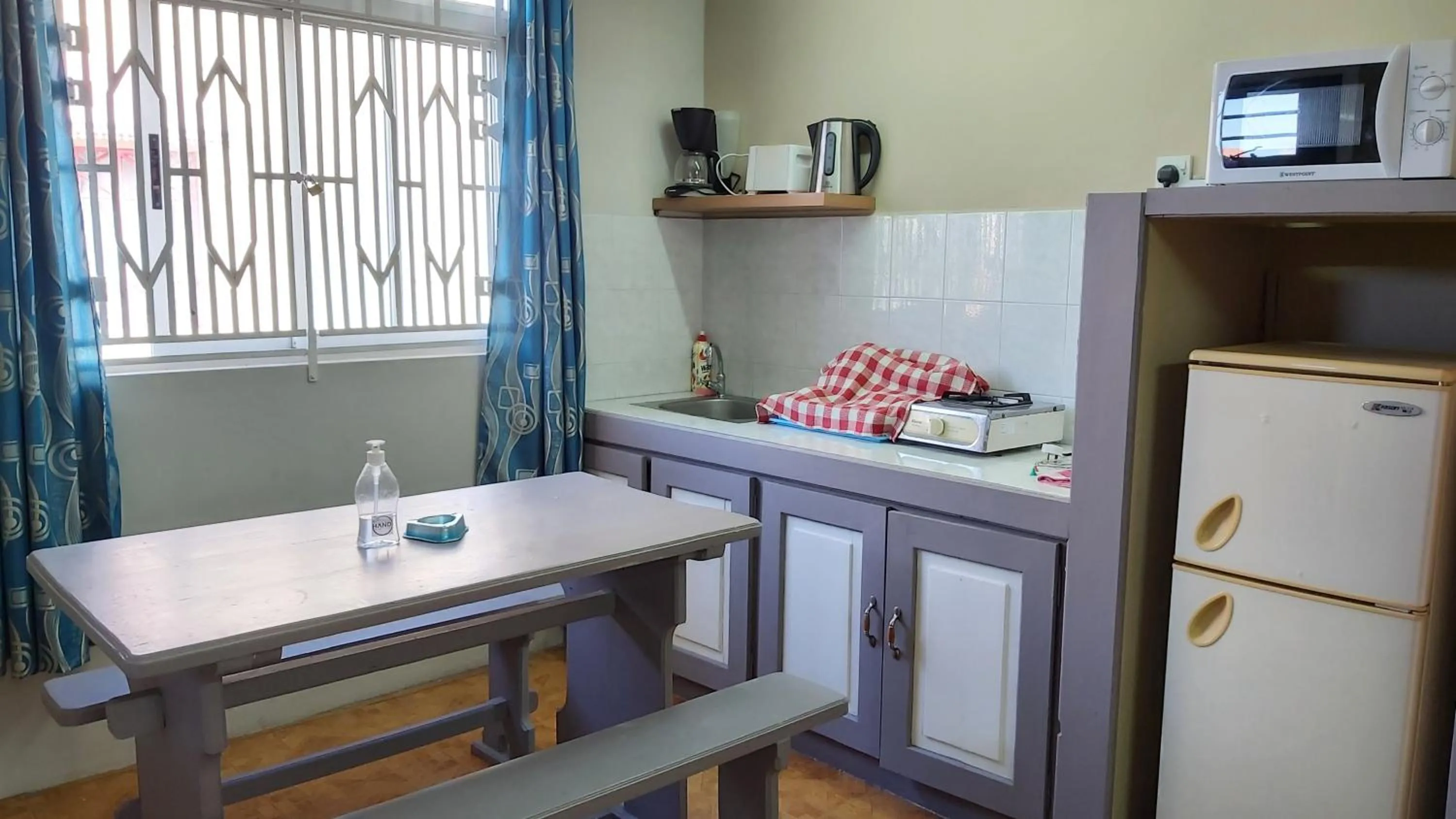 Kitchen or kitchenette in Centraville