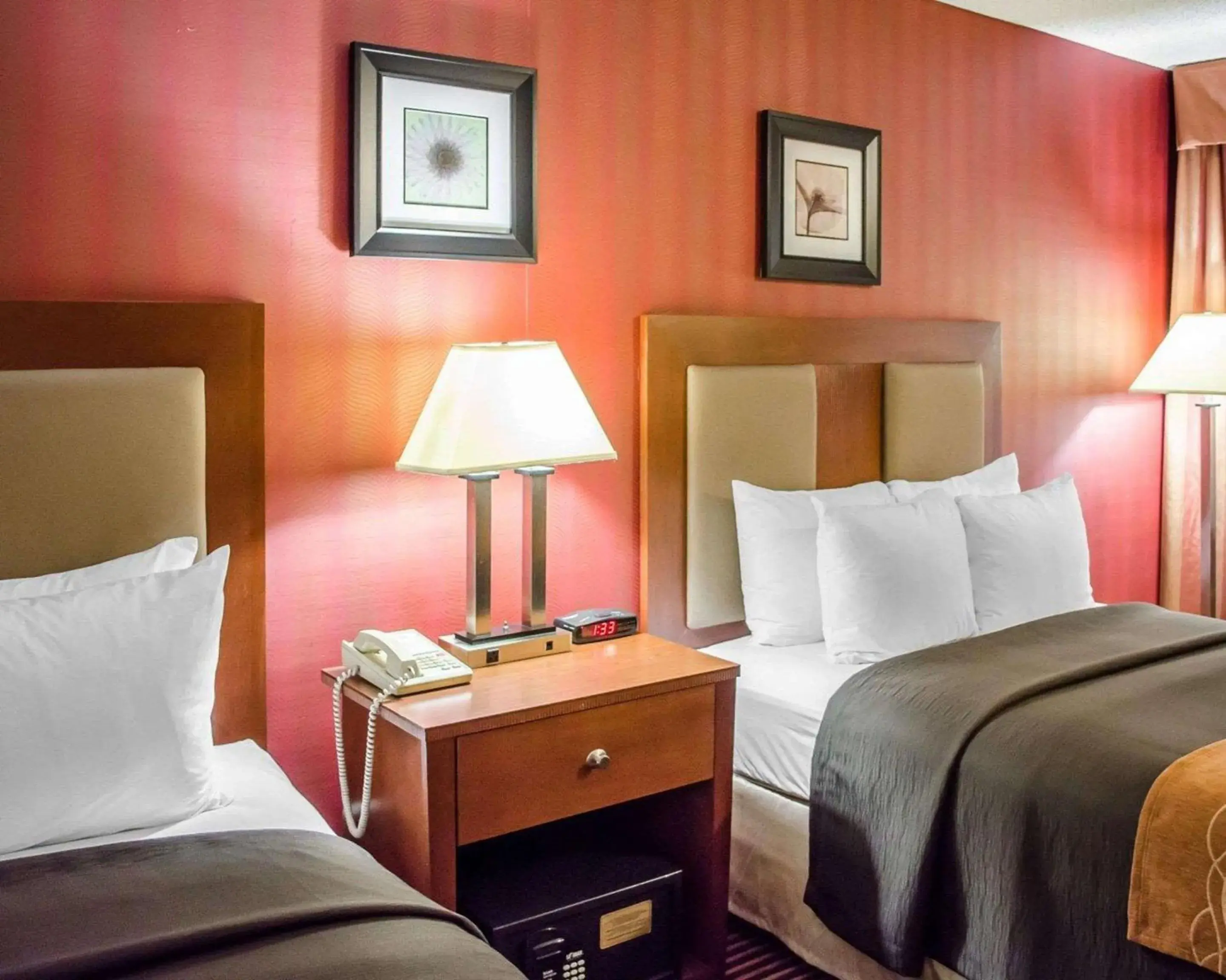 Photo of the whole room, Bed in Hotel Hanna Photo of the whole room, Bed in Hotel Hanna