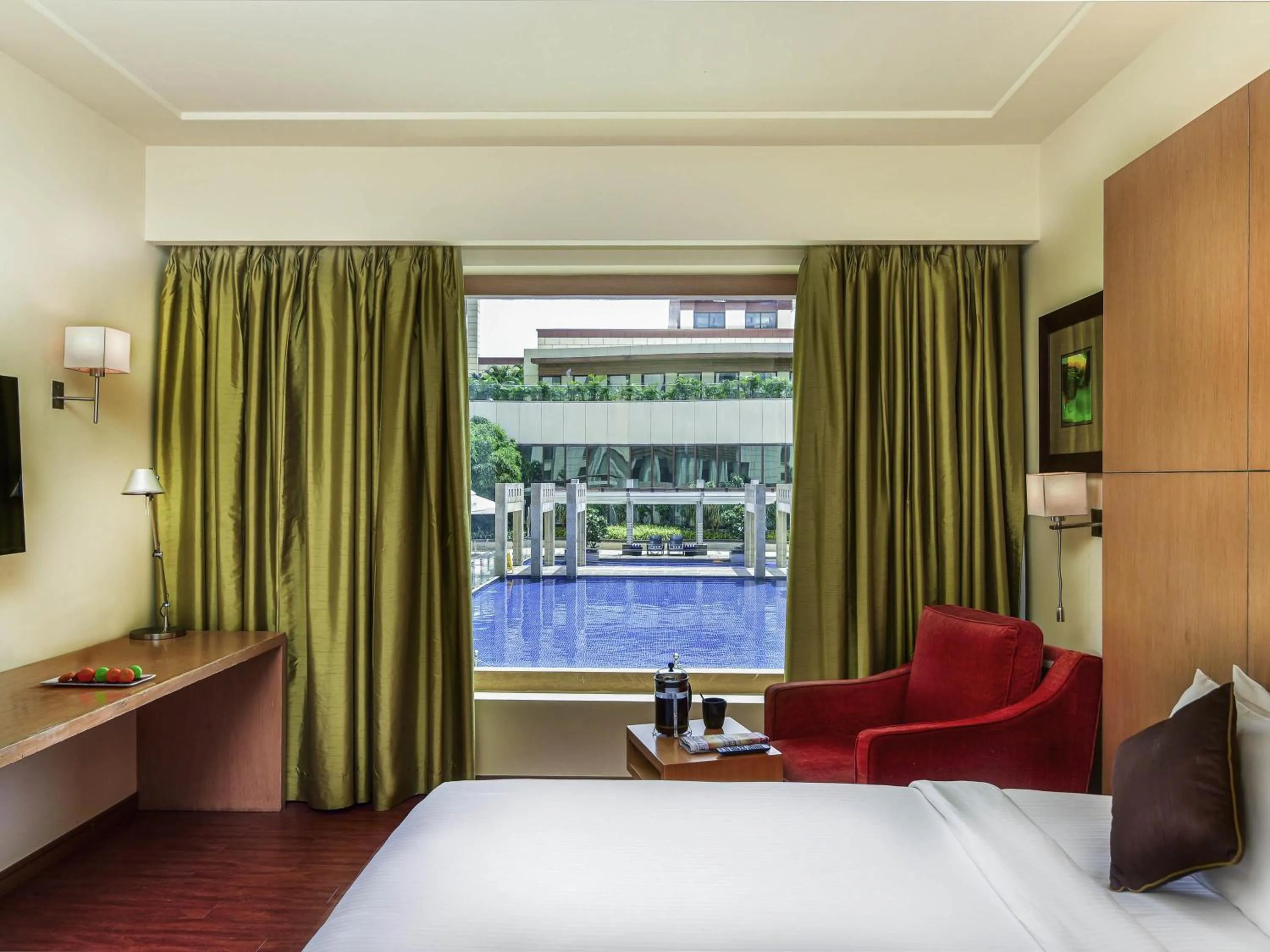 Bedroom, Bed in Novotel Hyderabad Airport