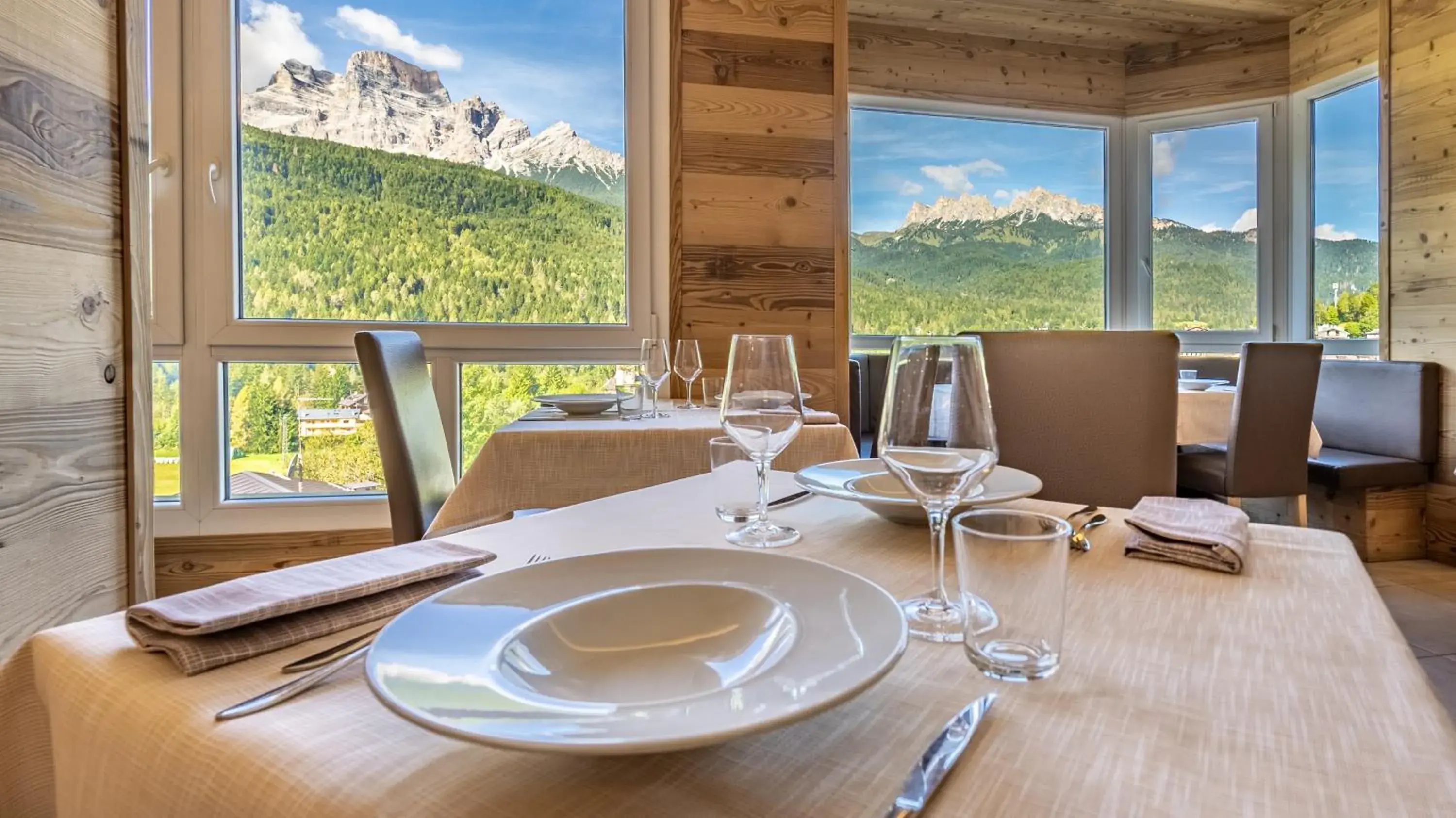 Restaurant/places to eat in TH Cadore - Hotel Antelao Restaurant/places to eat in TH Cadore - Hotel Antelao