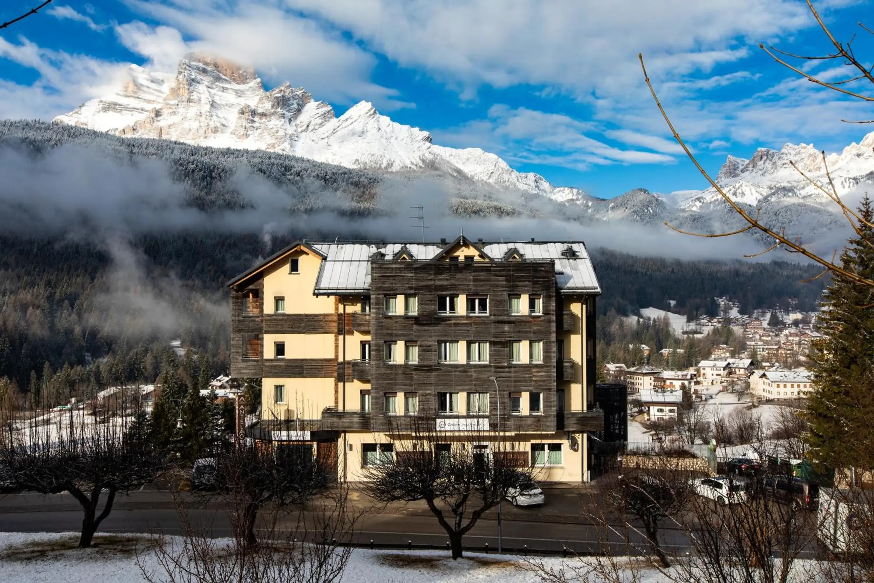 Property building in TH Cadore - Hotel Antelao Property building in TH Cadore - Hotel Antelao