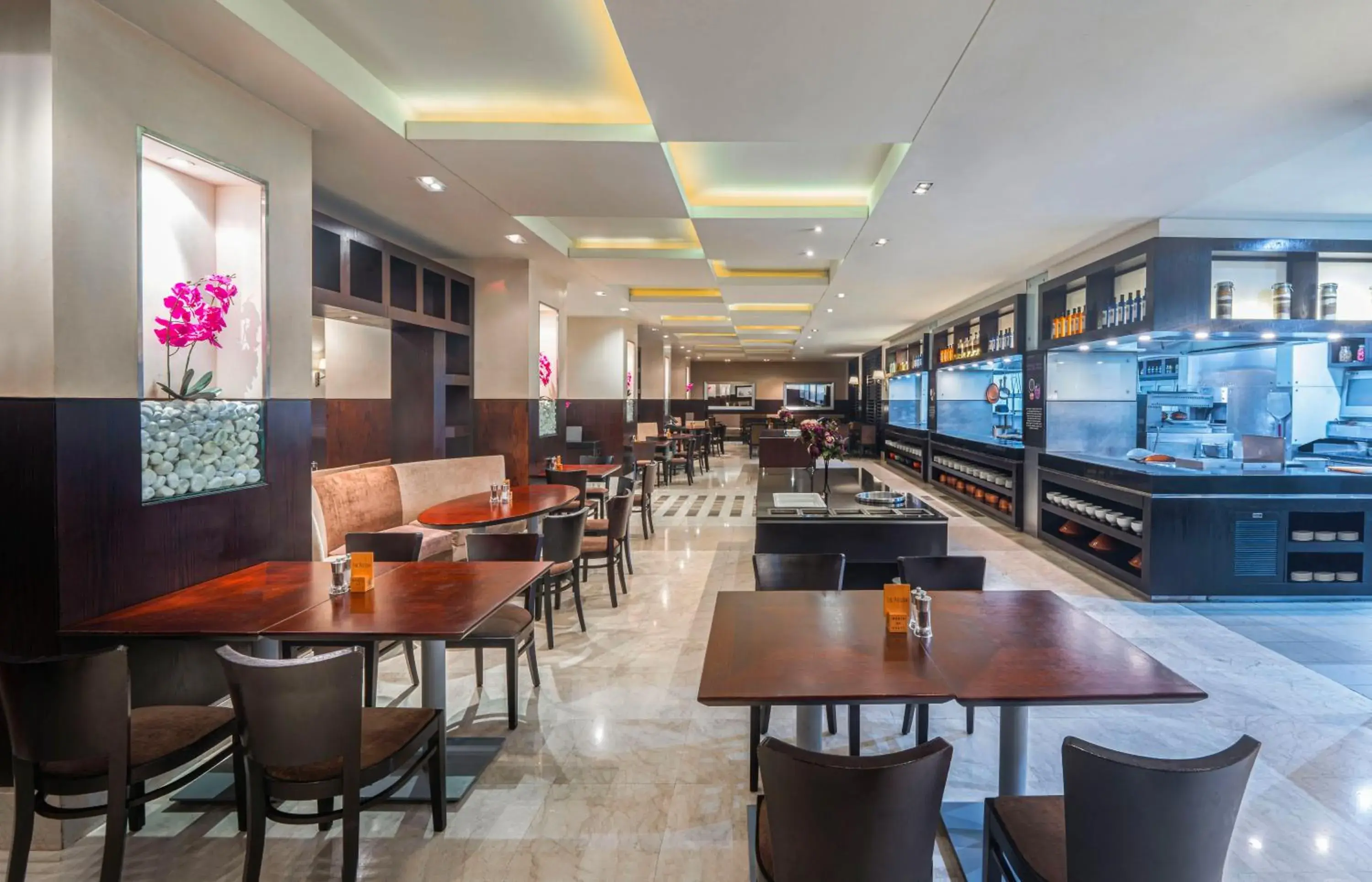 Restaurant/places to eat in Hyatt Regency Galleria Residence Dubai Restaurant/places to eat in Hyatt Regency Galleria Residence Dubai