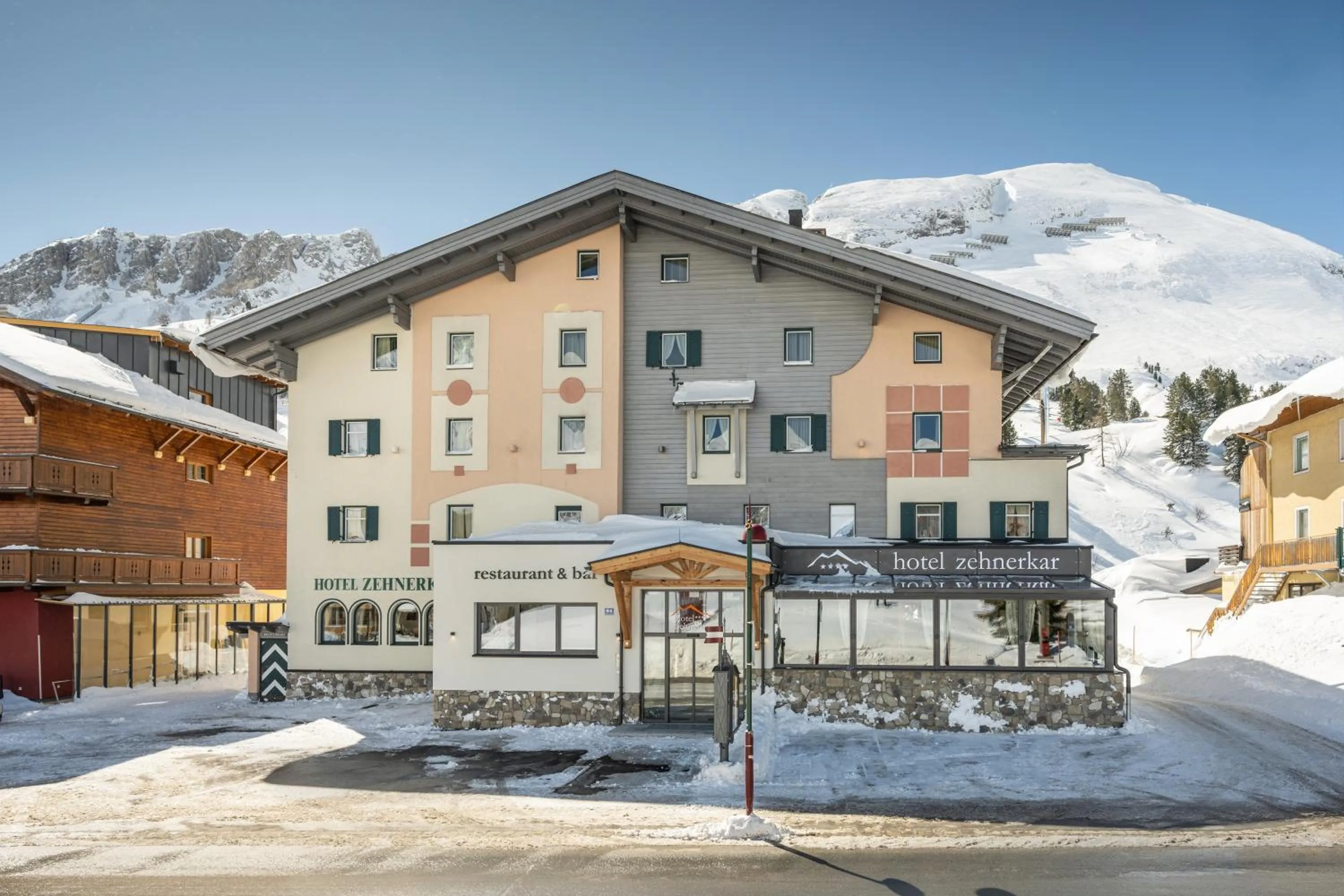 Property building in Hotel Zehnerkar & Hotel Obertauern