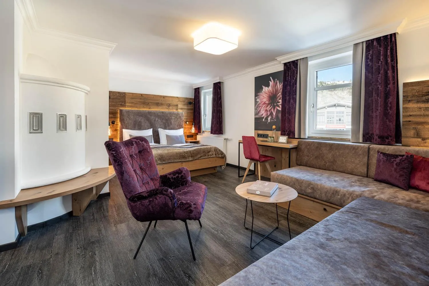Photo of the whole room, Bed in Hotel Zehnerkar & Hotel Obertauern