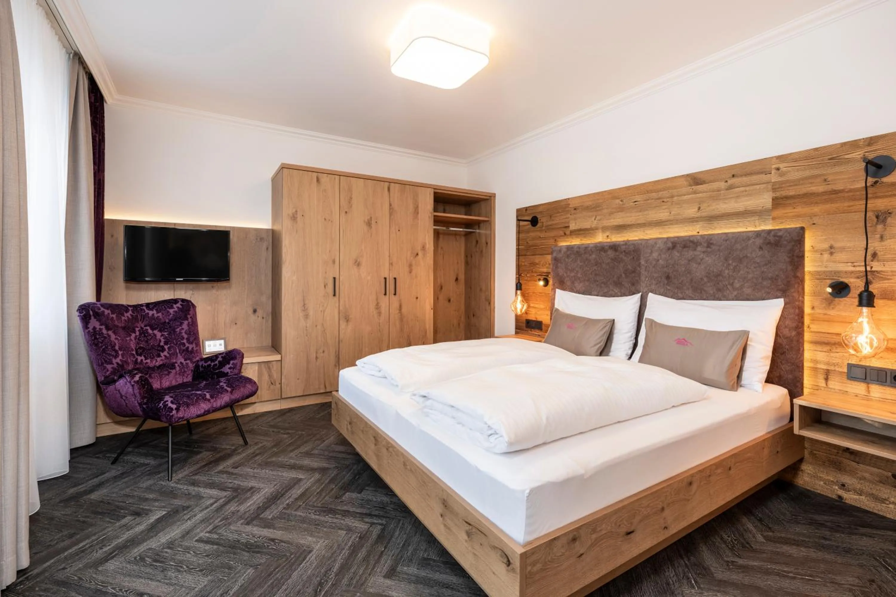 Bedroom, Bed in Hotel Zehnerkar & Hotel Obertauern