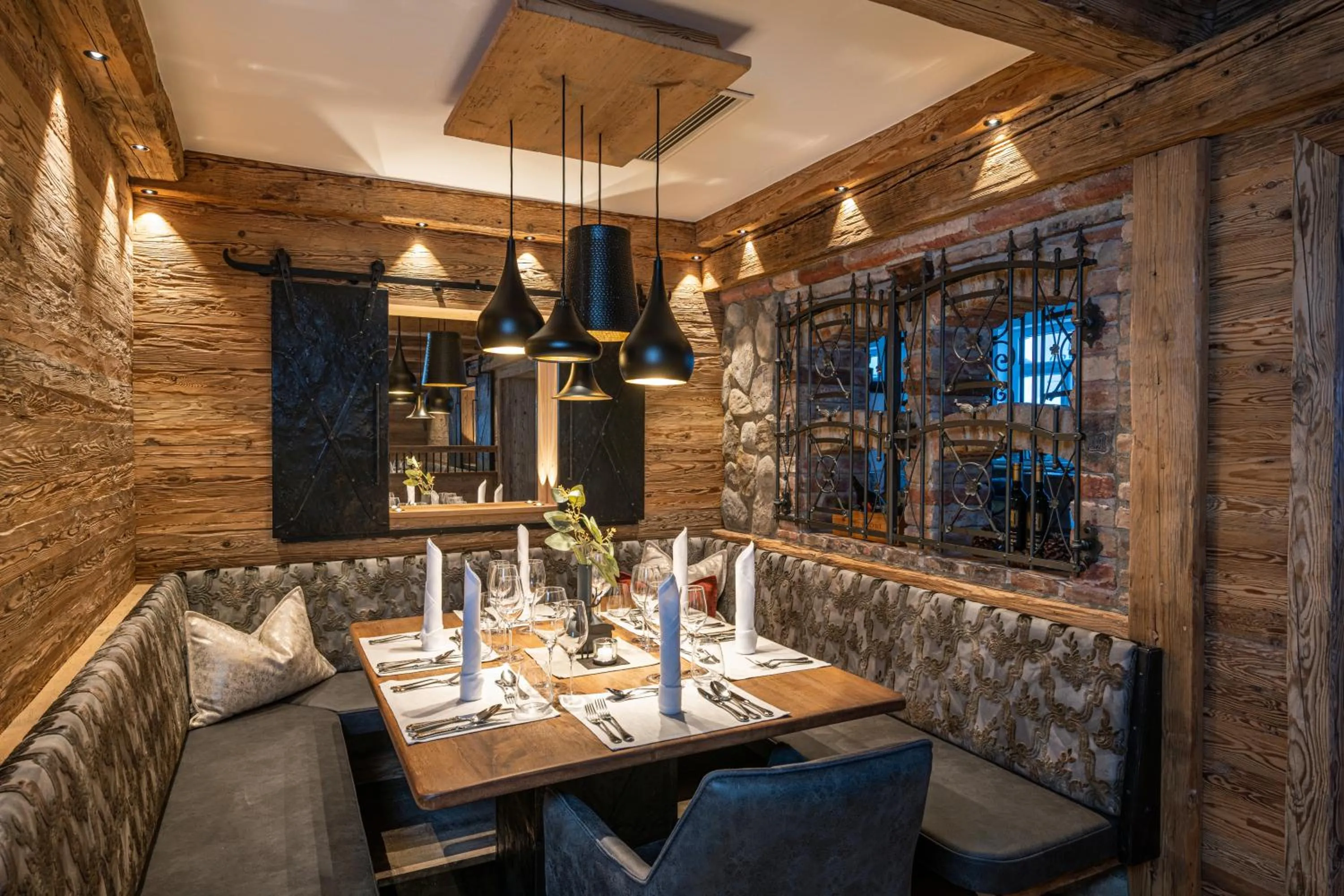 Restaurant/places to eat in Hotel Zehnerkar & Hotel Obertauern