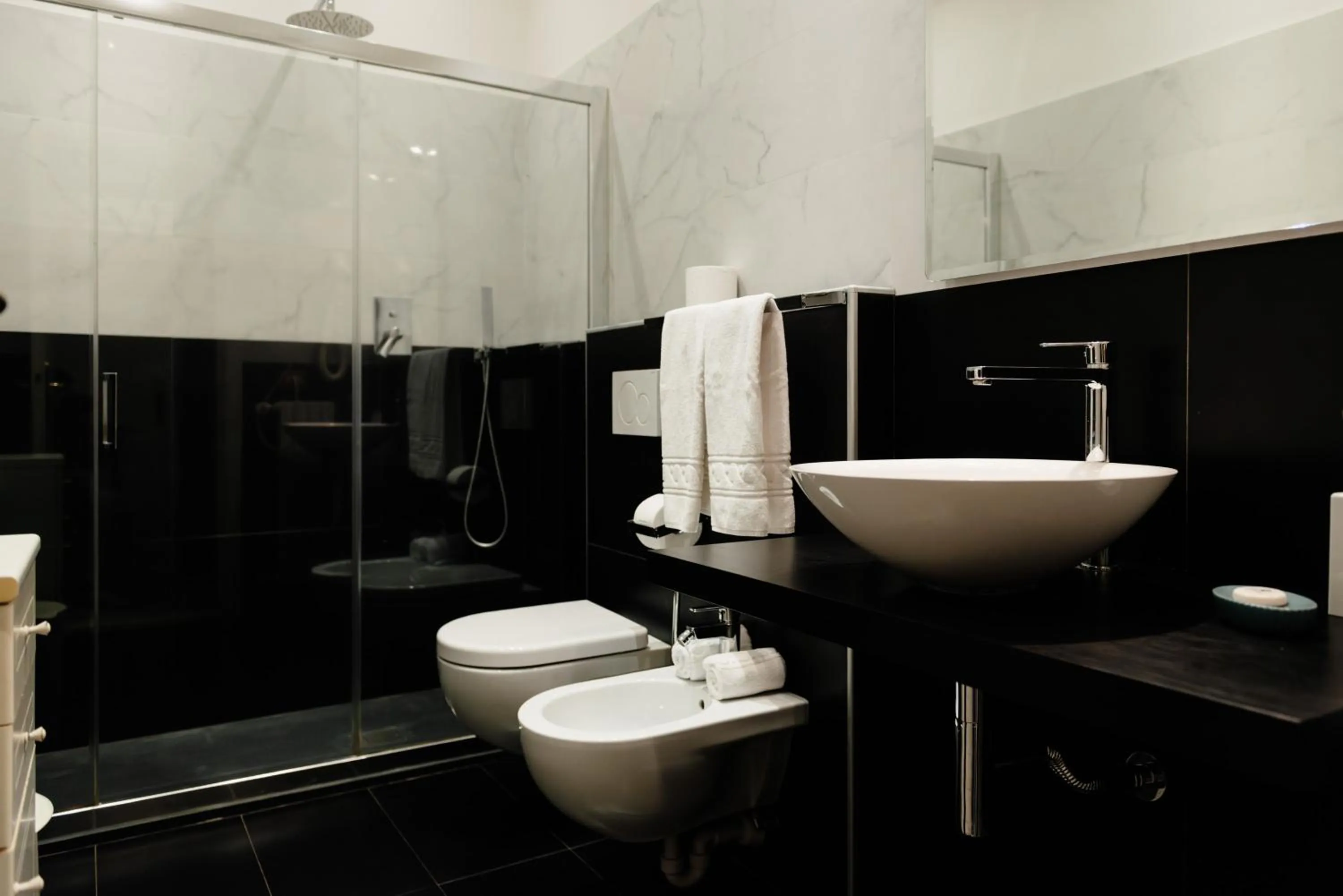 Shower in Hotel Due Palme