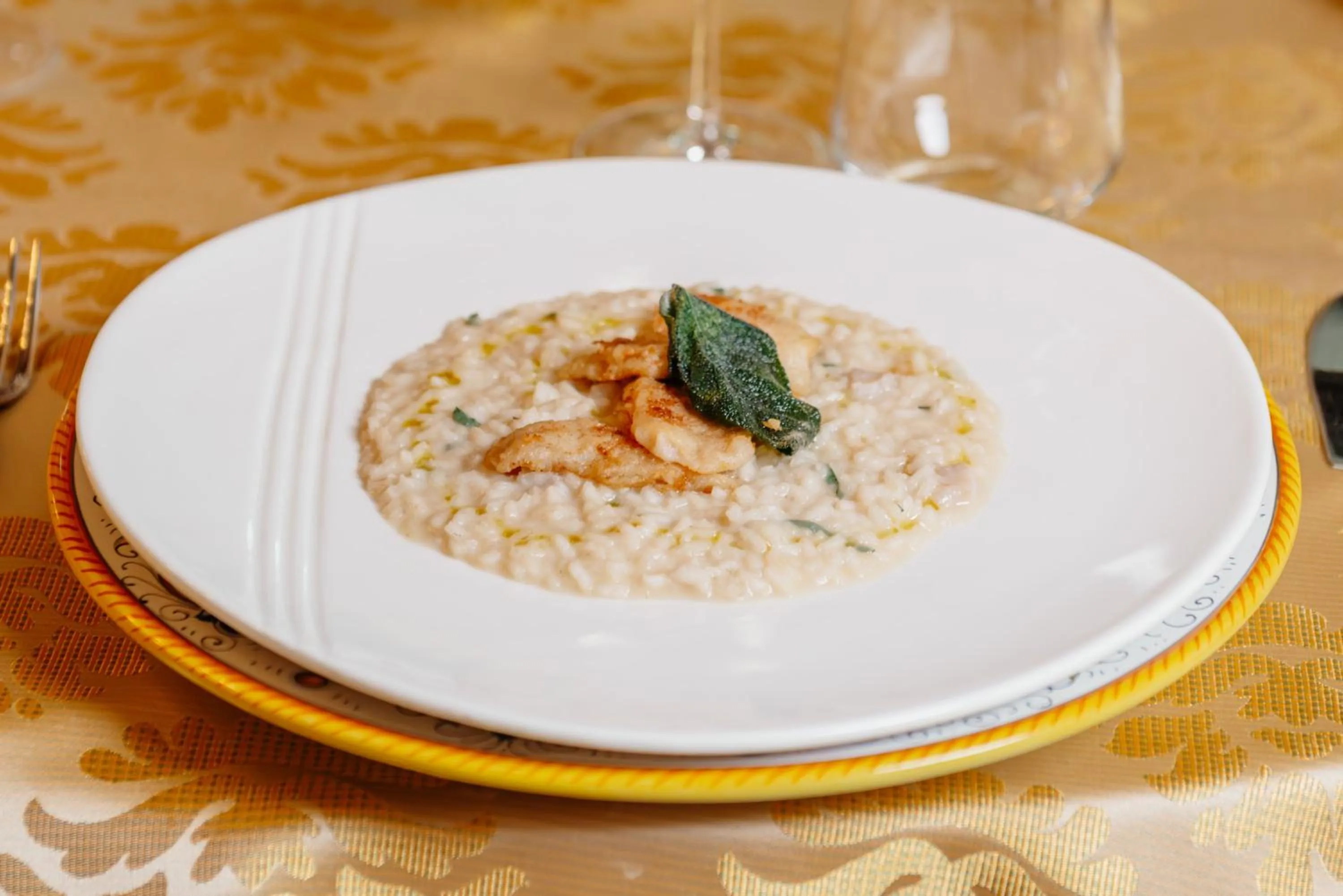 Restaurant/places to eat in Hotel Due Palme