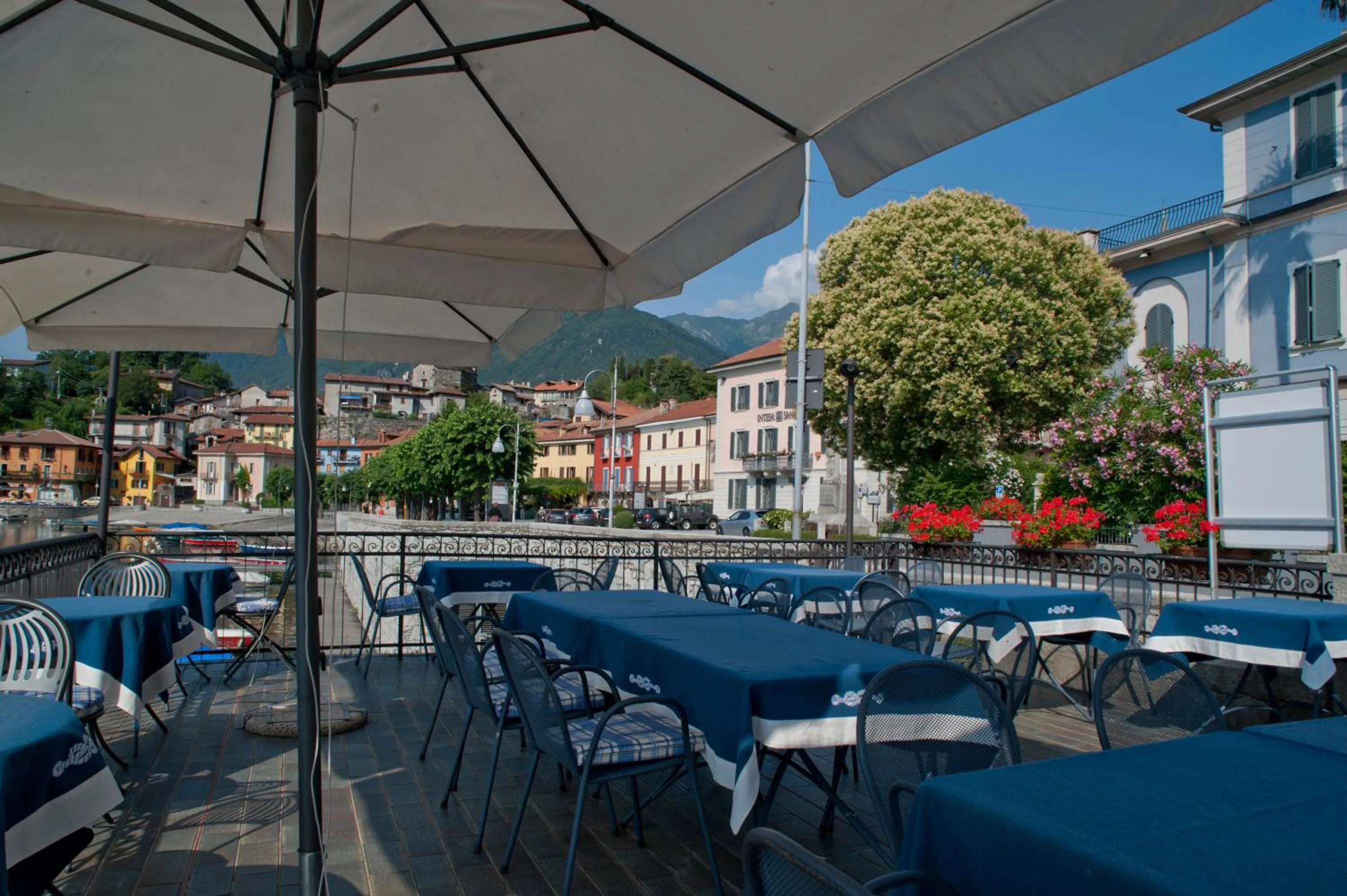 Restaurant/places to eat in Hotel Due Palme