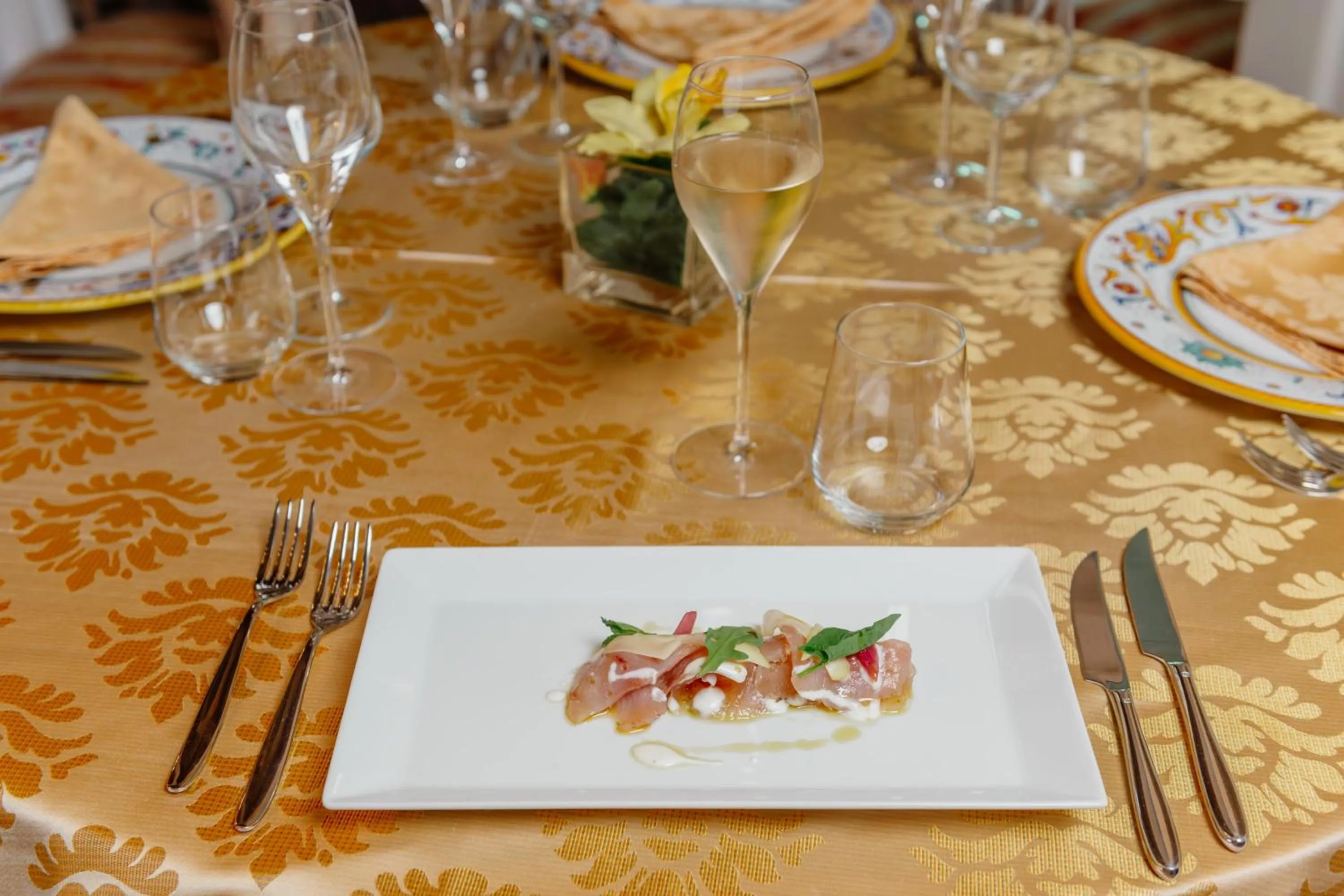 Restaurant/places to eat in Hotel Due Palme