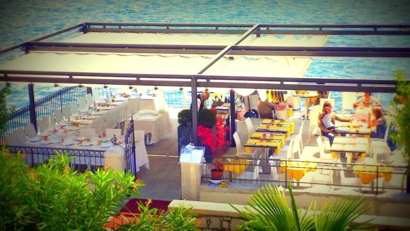 Restaurant/places to eat in Hotel Due Palme