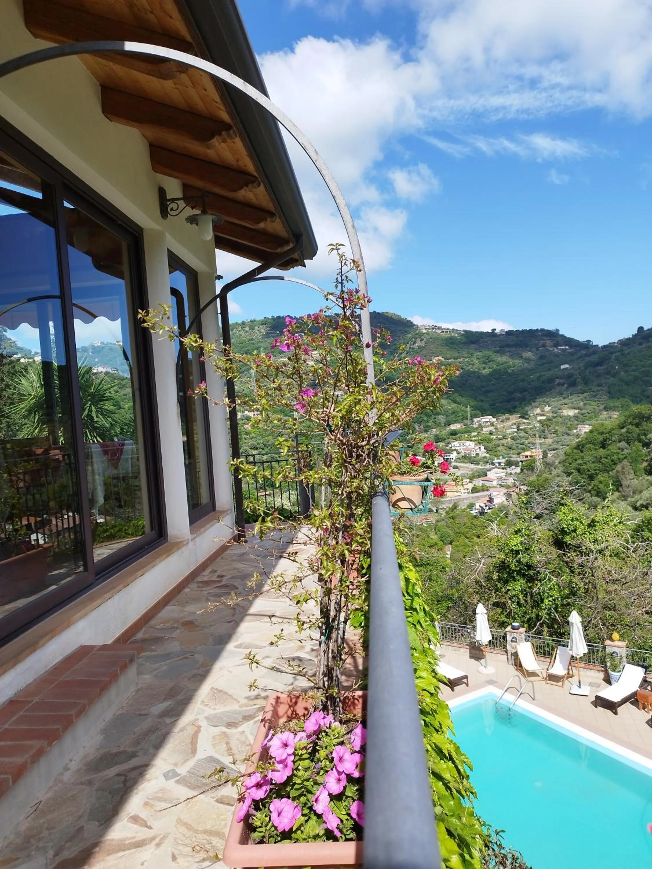 Property building in Borgo San Francesco