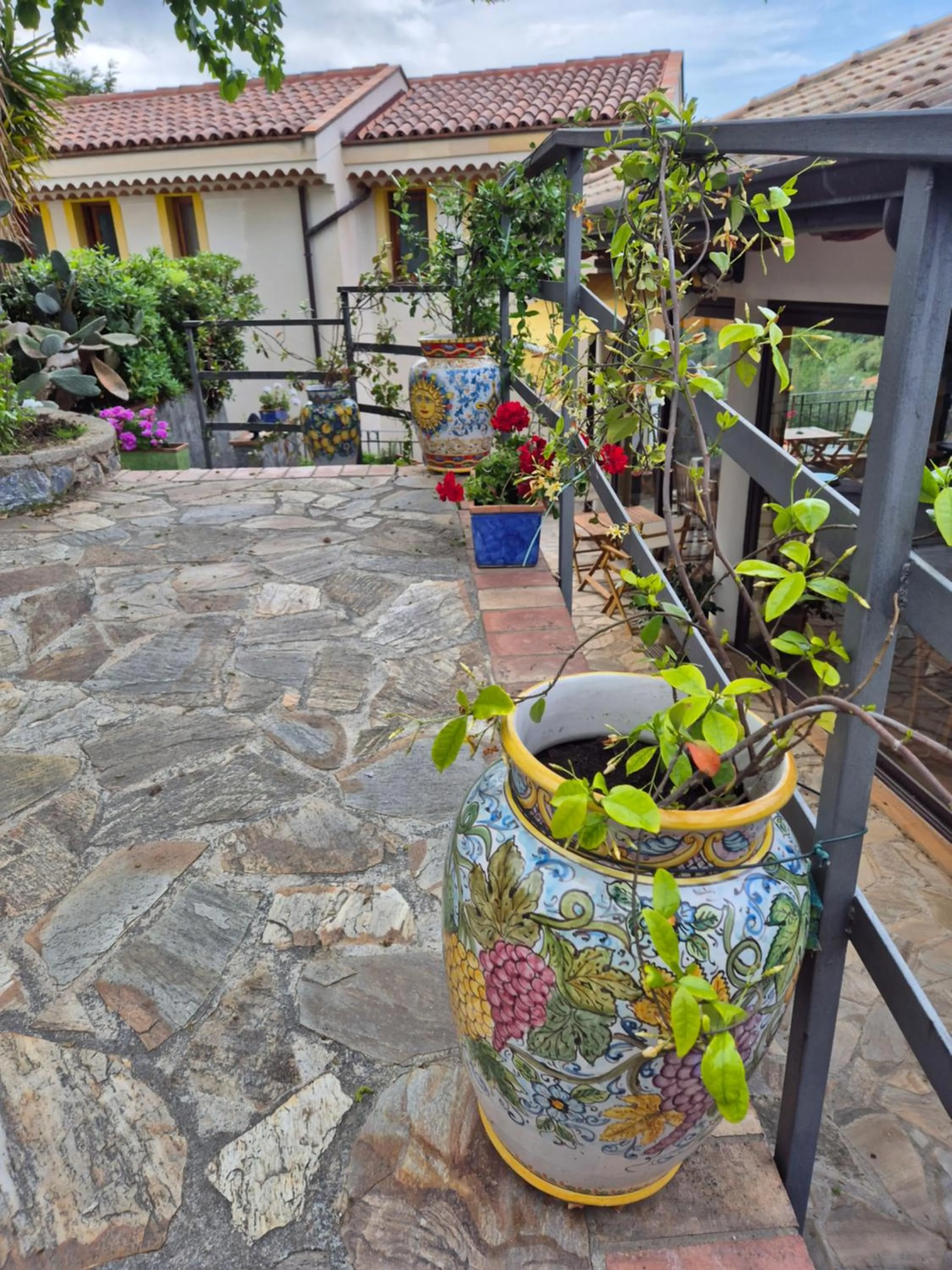 Property building in Borgo San Francesco