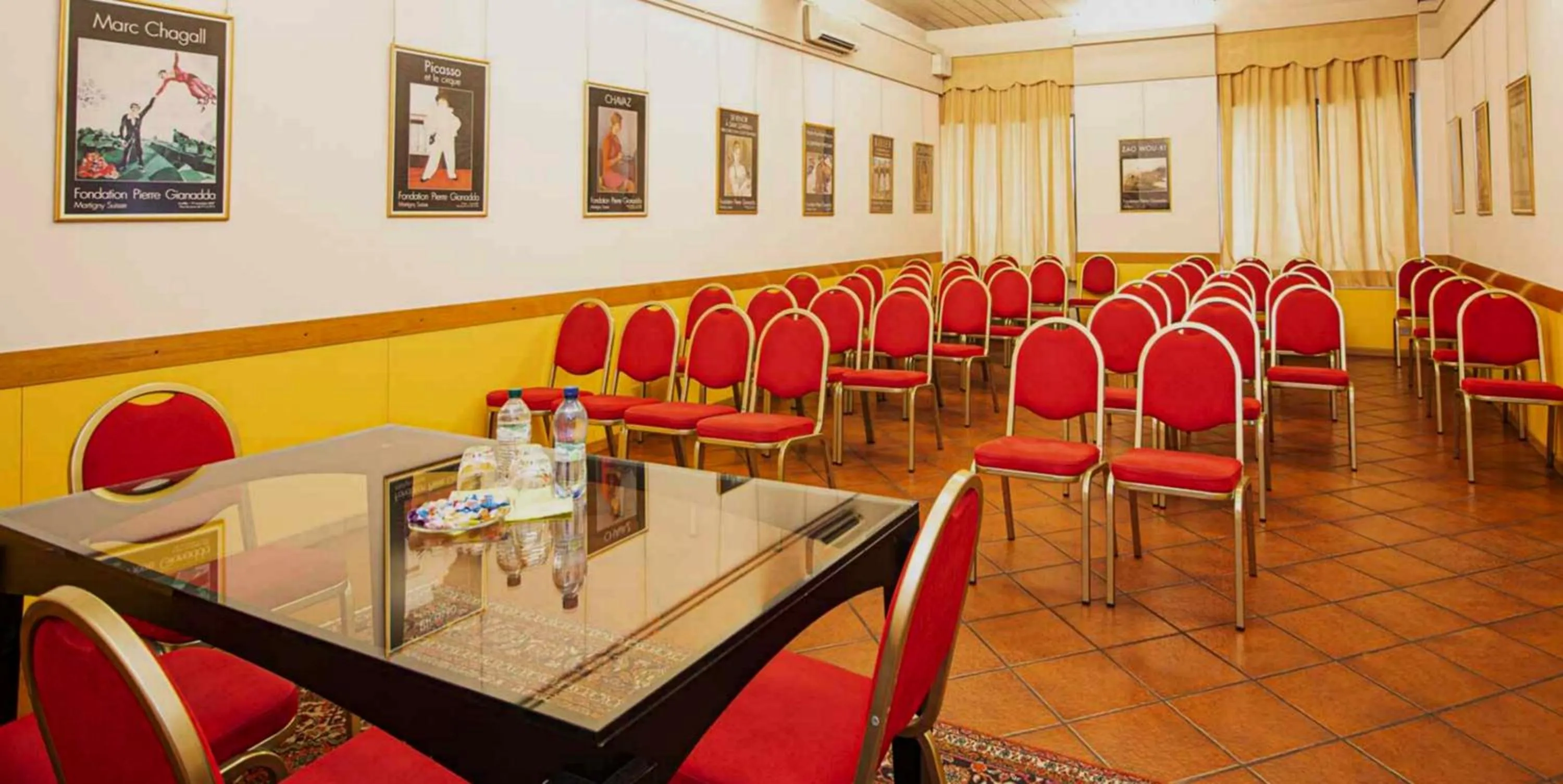 Seating area in LVG Hotel Collection - Il Chiostro