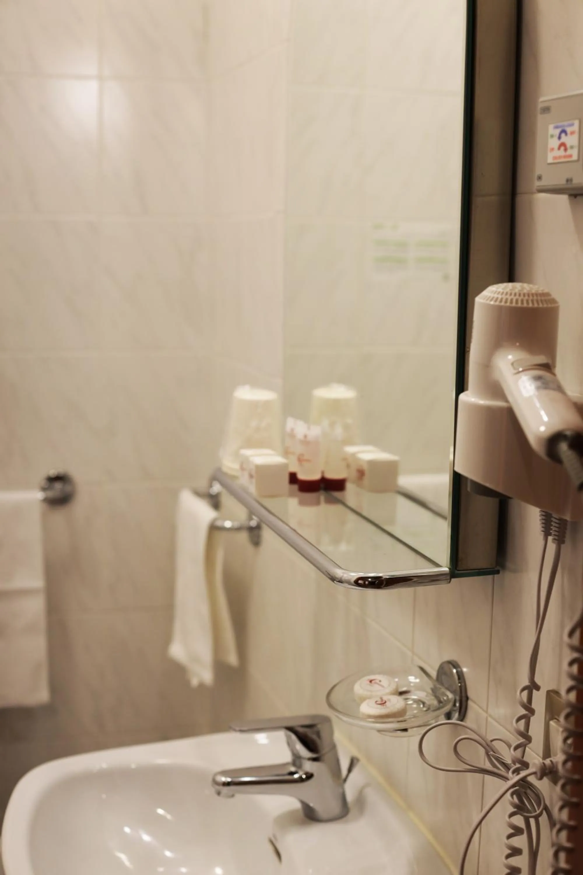 Shower in LVG Hotel Collection - Il Chiostro