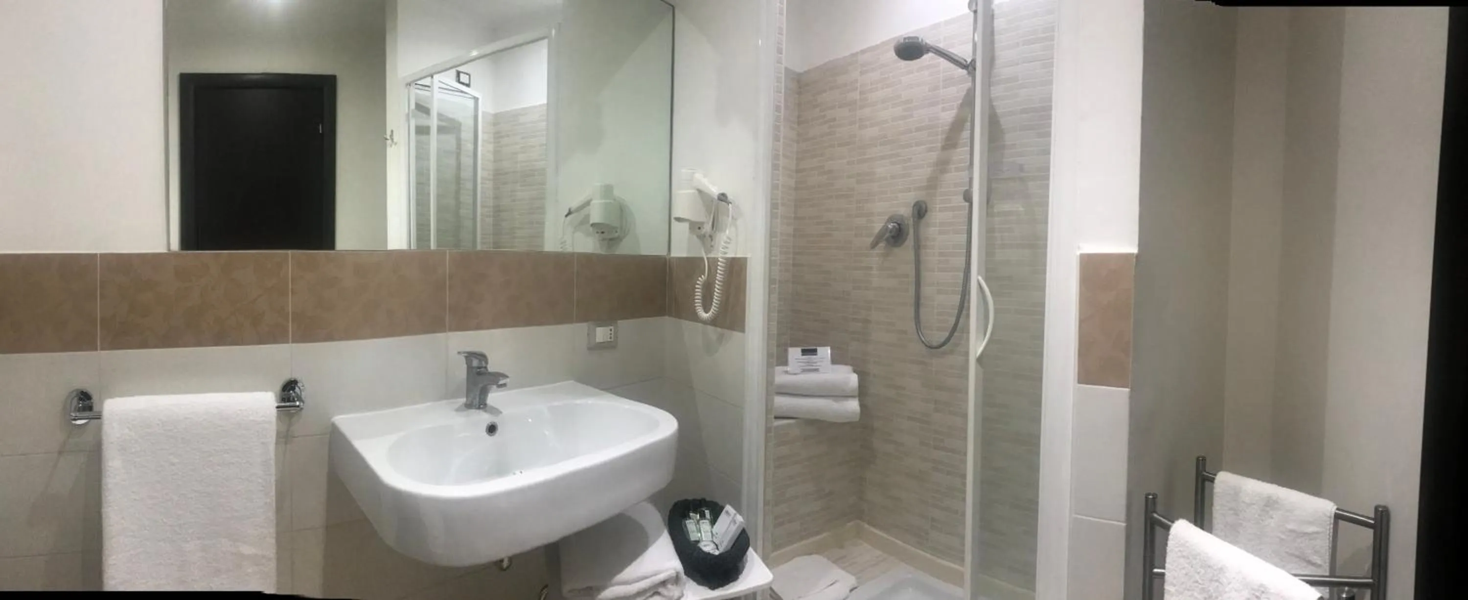 Bathroom in La Cupola del Vaticano