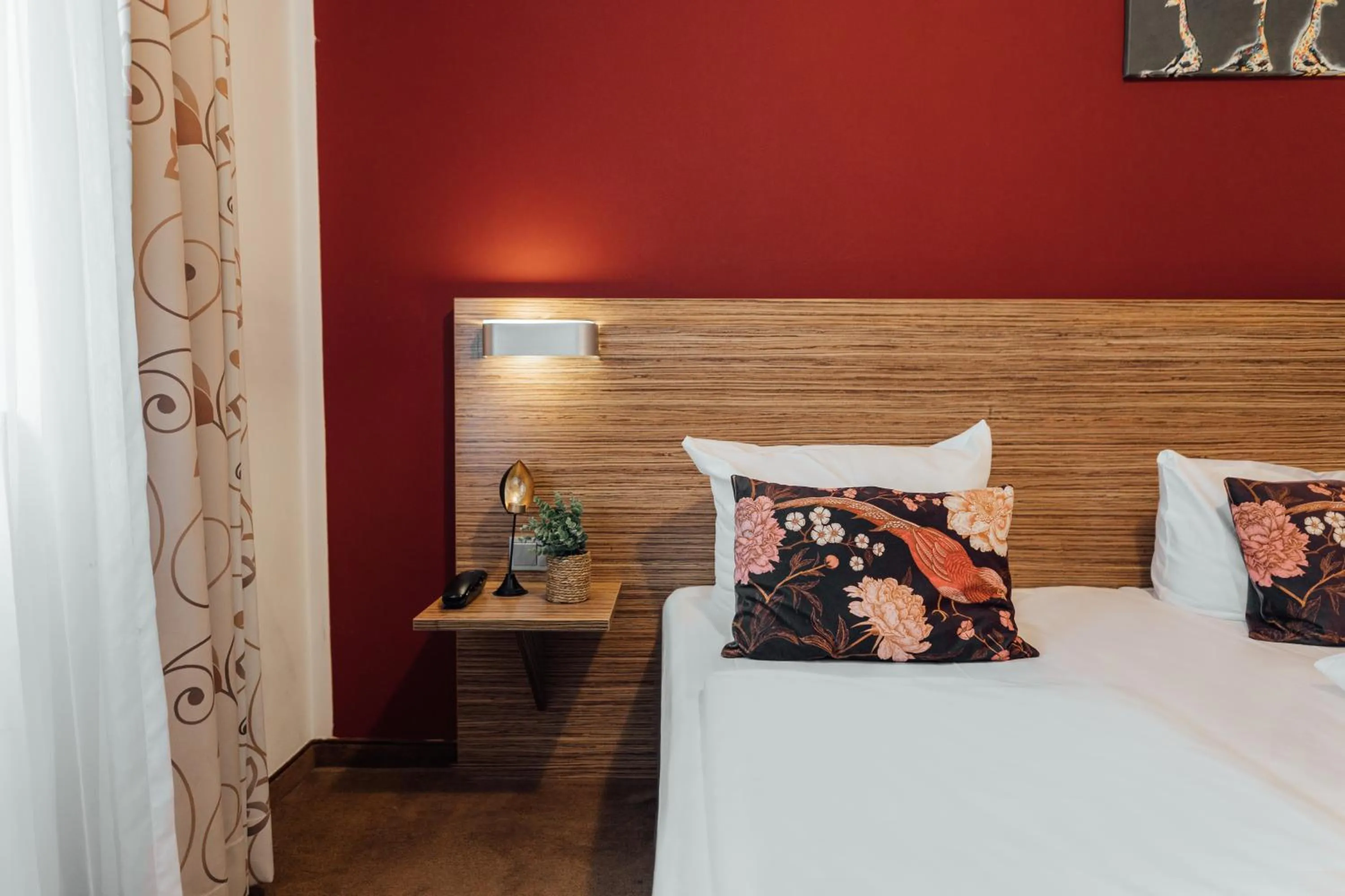 Bed in Hotel Andra München