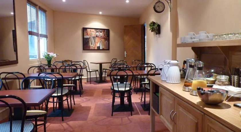 Breakfast in Brit Hotel Terminus