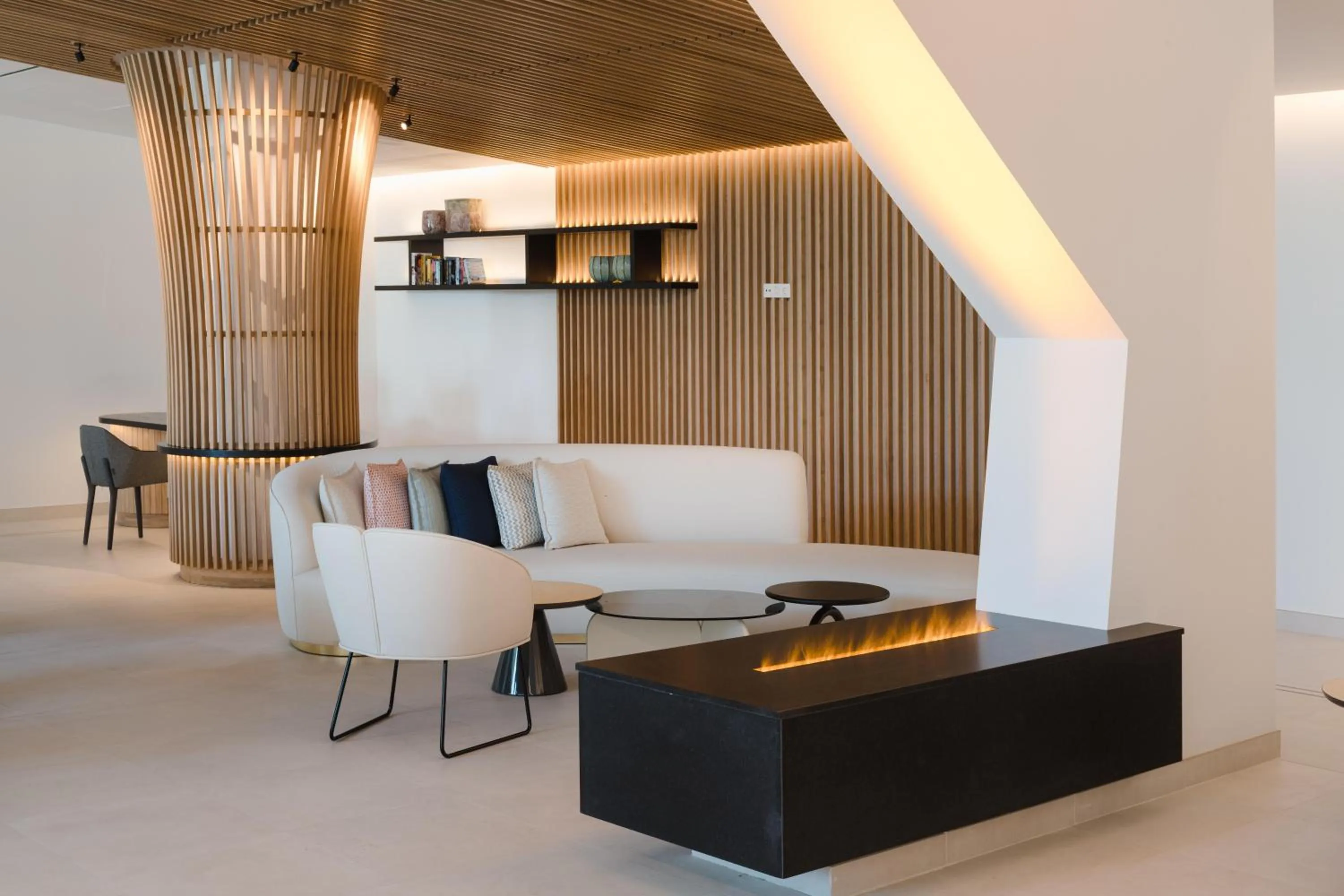 People in Plus Fariones Suite Hotel