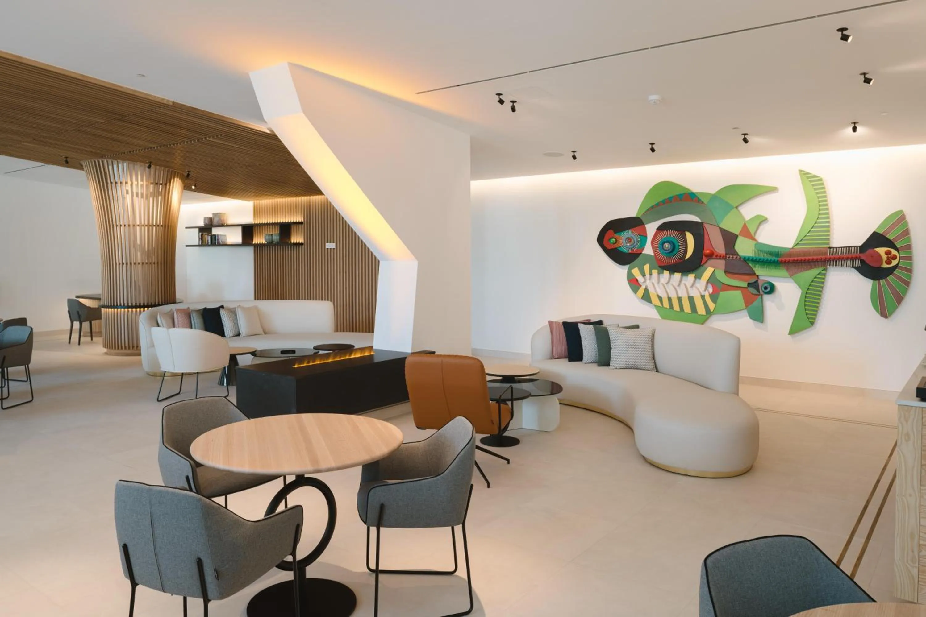 People in Plus Fariones Suite Hotel