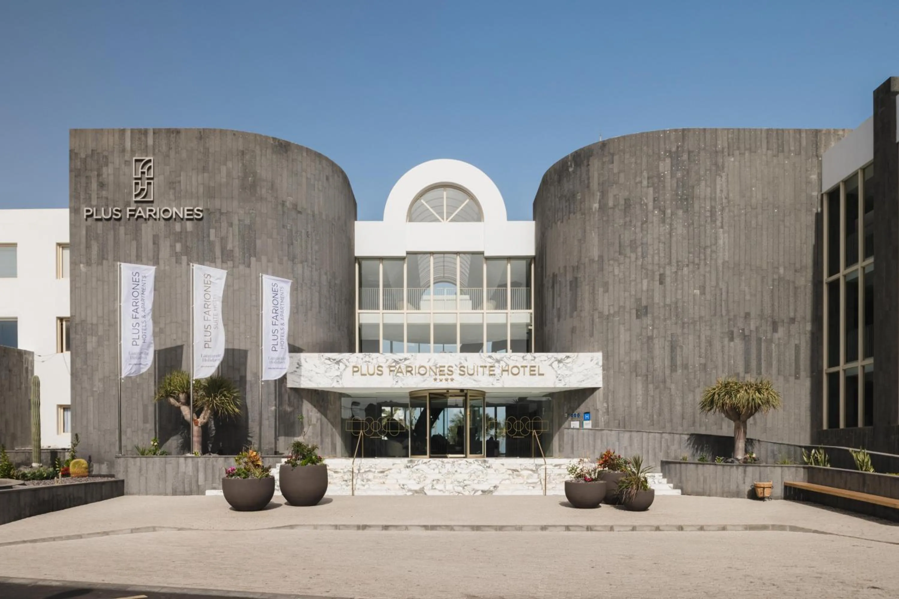 Property building in Plus Fariones Suite Hotel