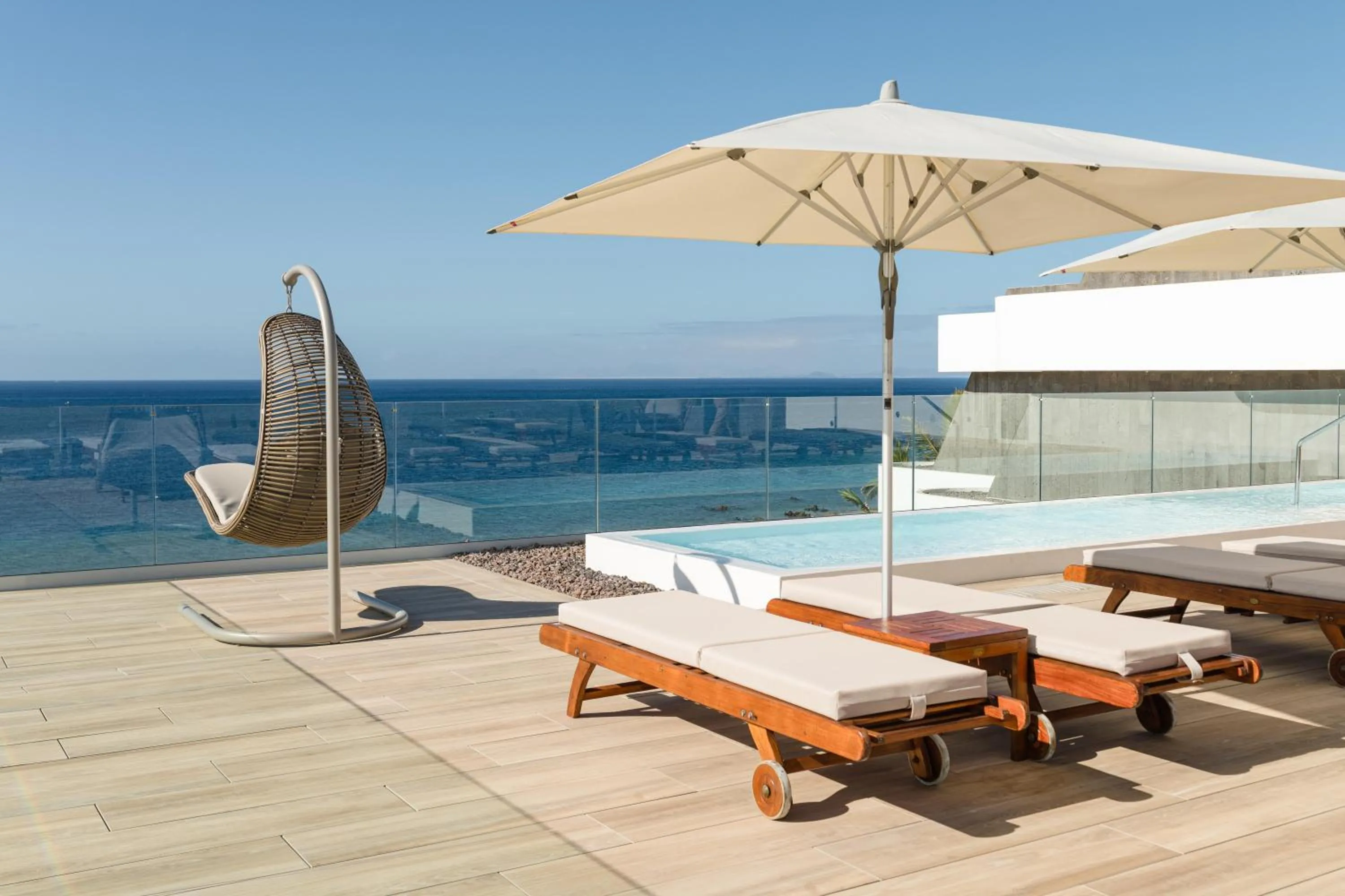 People in Plus Fariones Suite Hotel