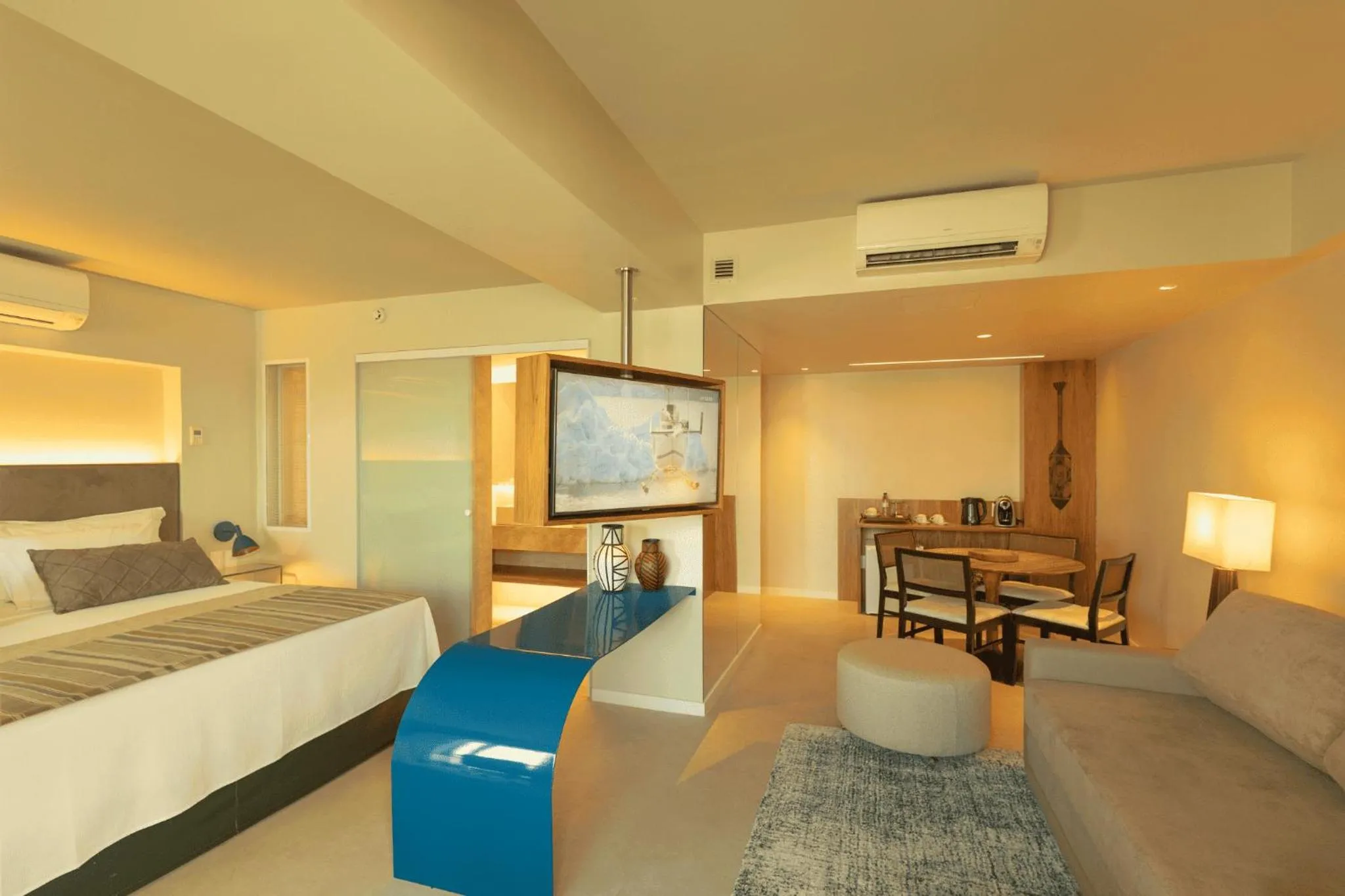 Bed in Verdegreen Hotel