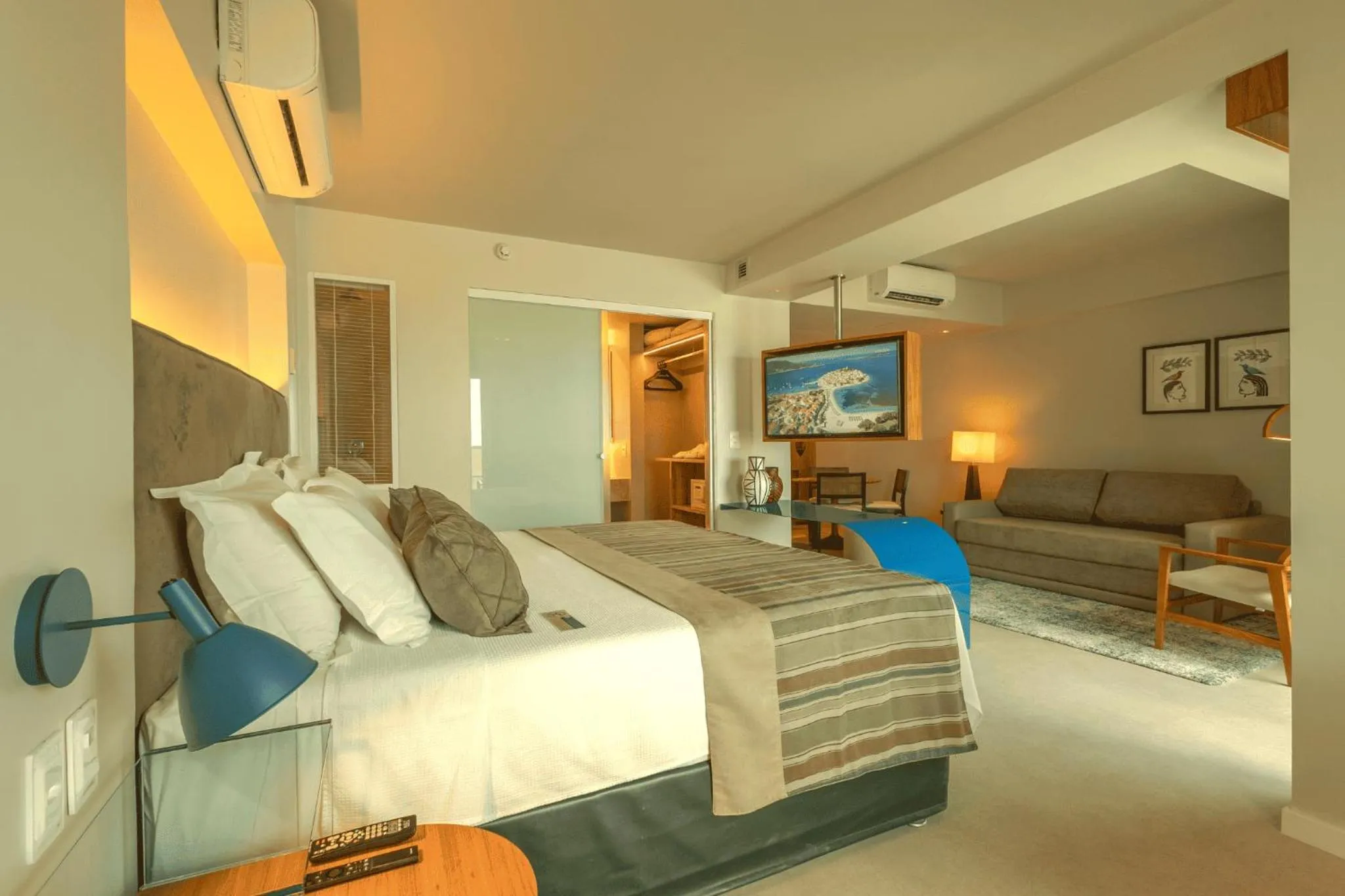 Bed in Verdegreen Hotel