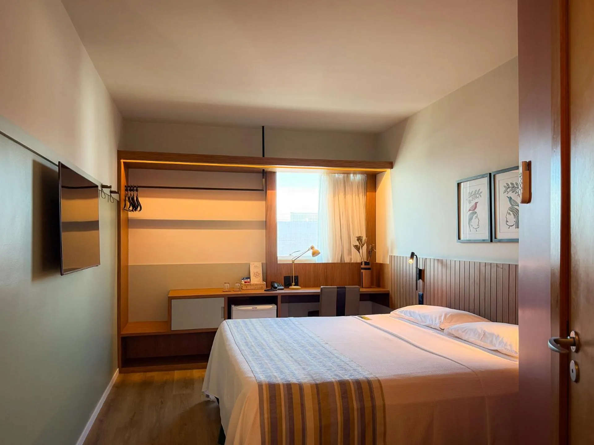 Bed in Verdegreen Hotel