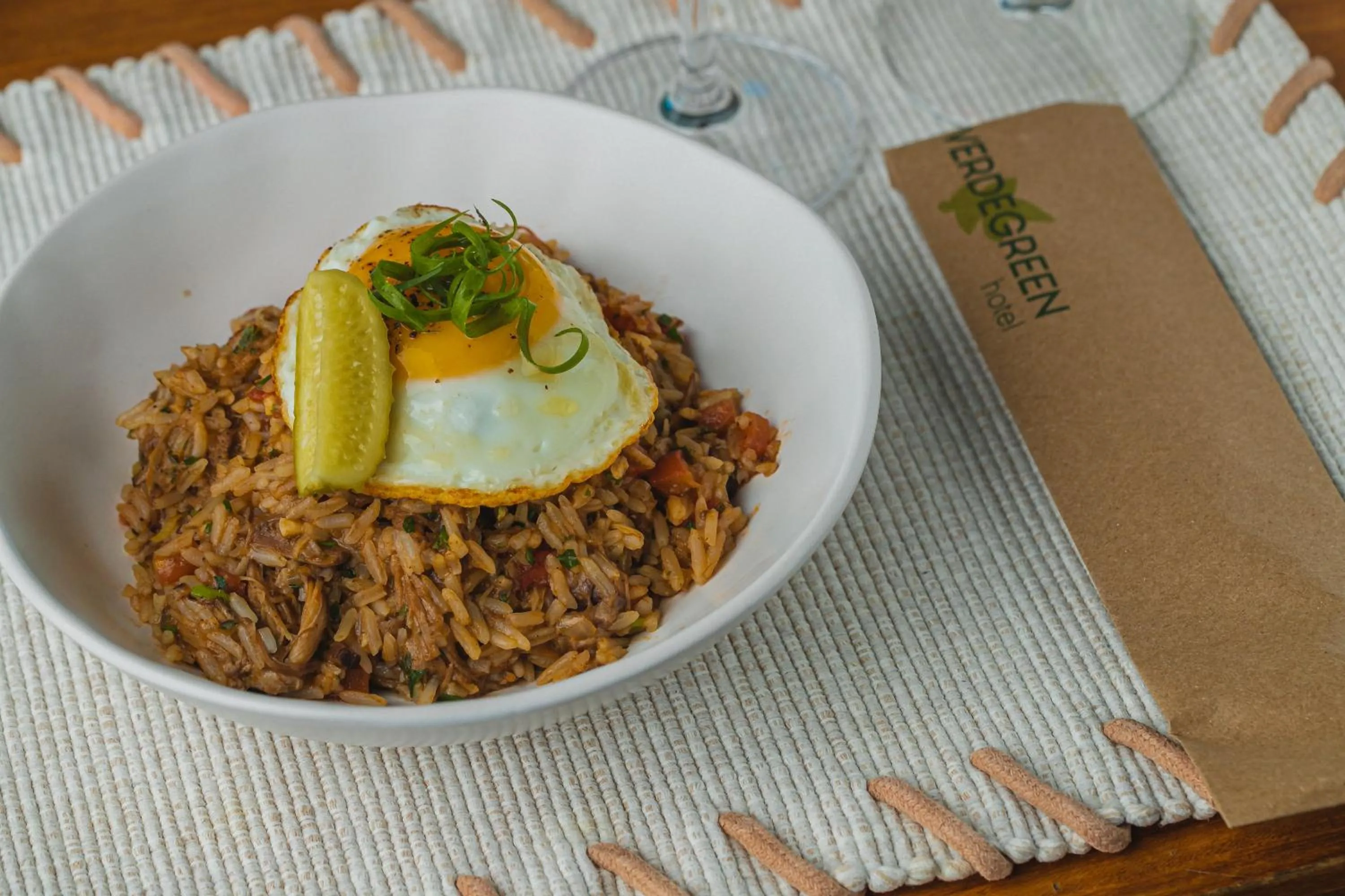 Food and drinks in Verdegreen Hotel