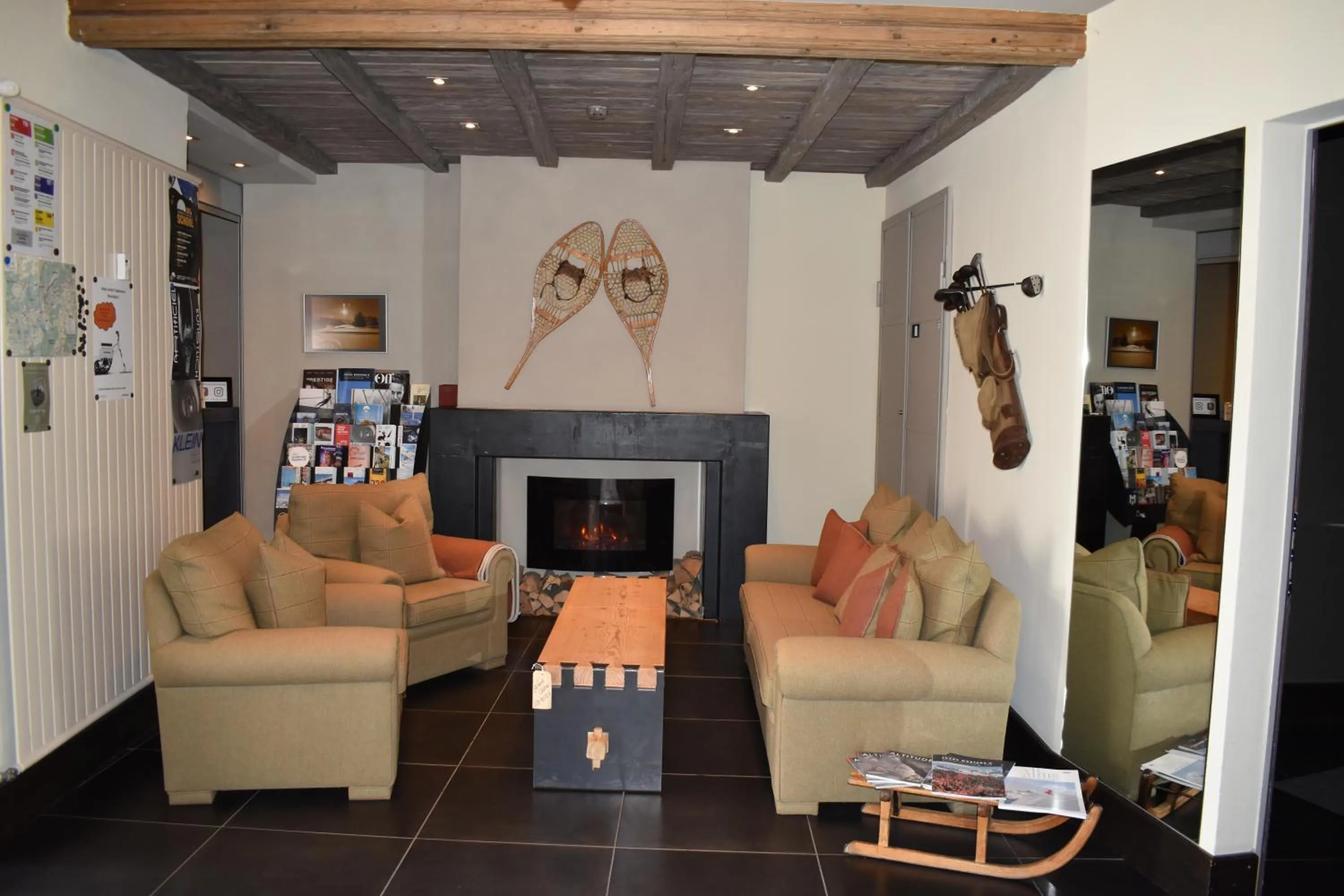 Seating area in Hotel Central, SPA & LOUNGE BAR