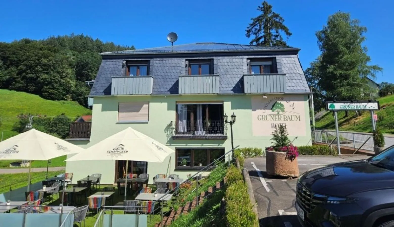 Property building in Hotel Grüner Baum mit Restaurant & Wellness