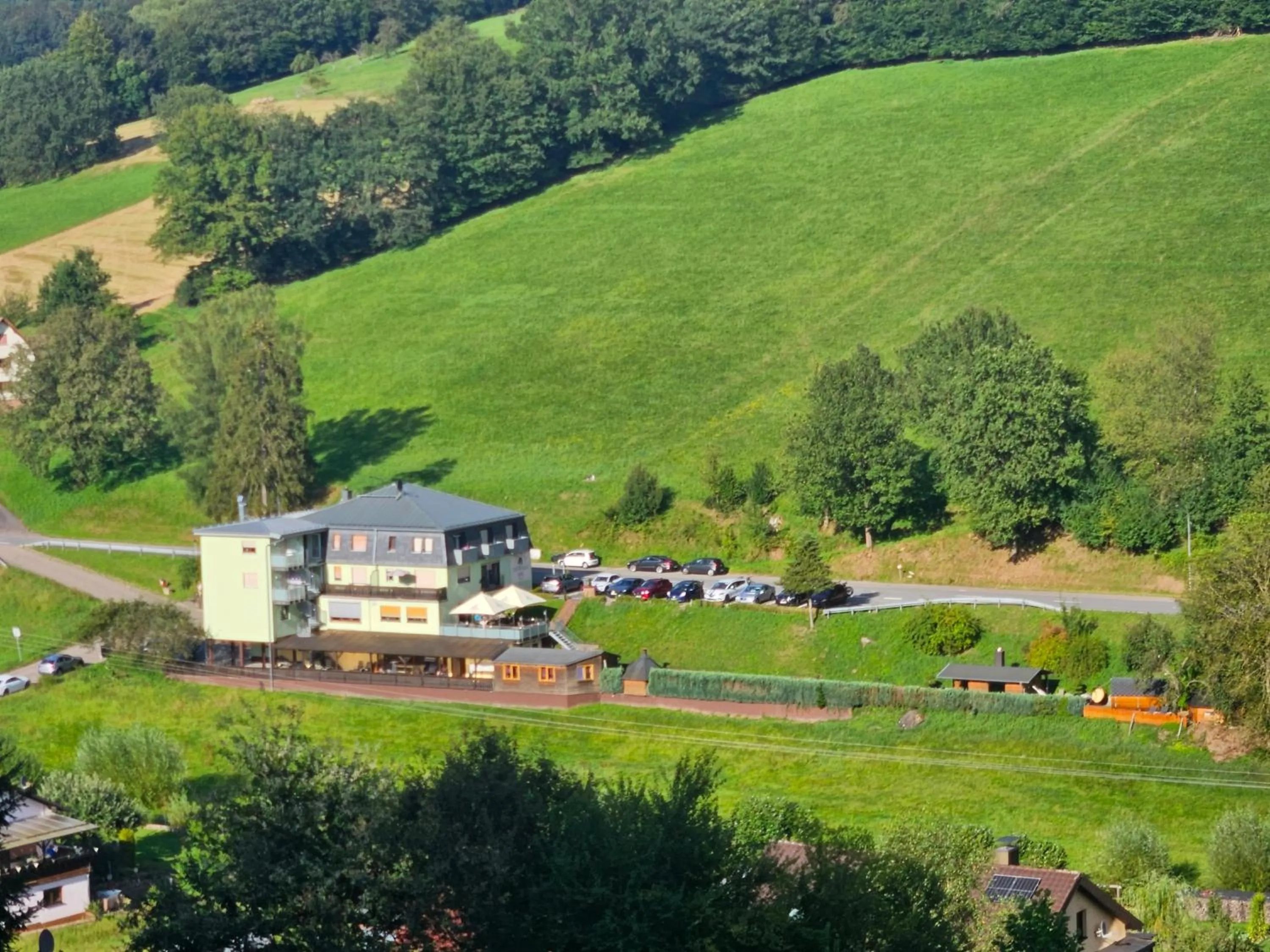Property building in Hotel Grüner Baum mit Restaurant & Wellness