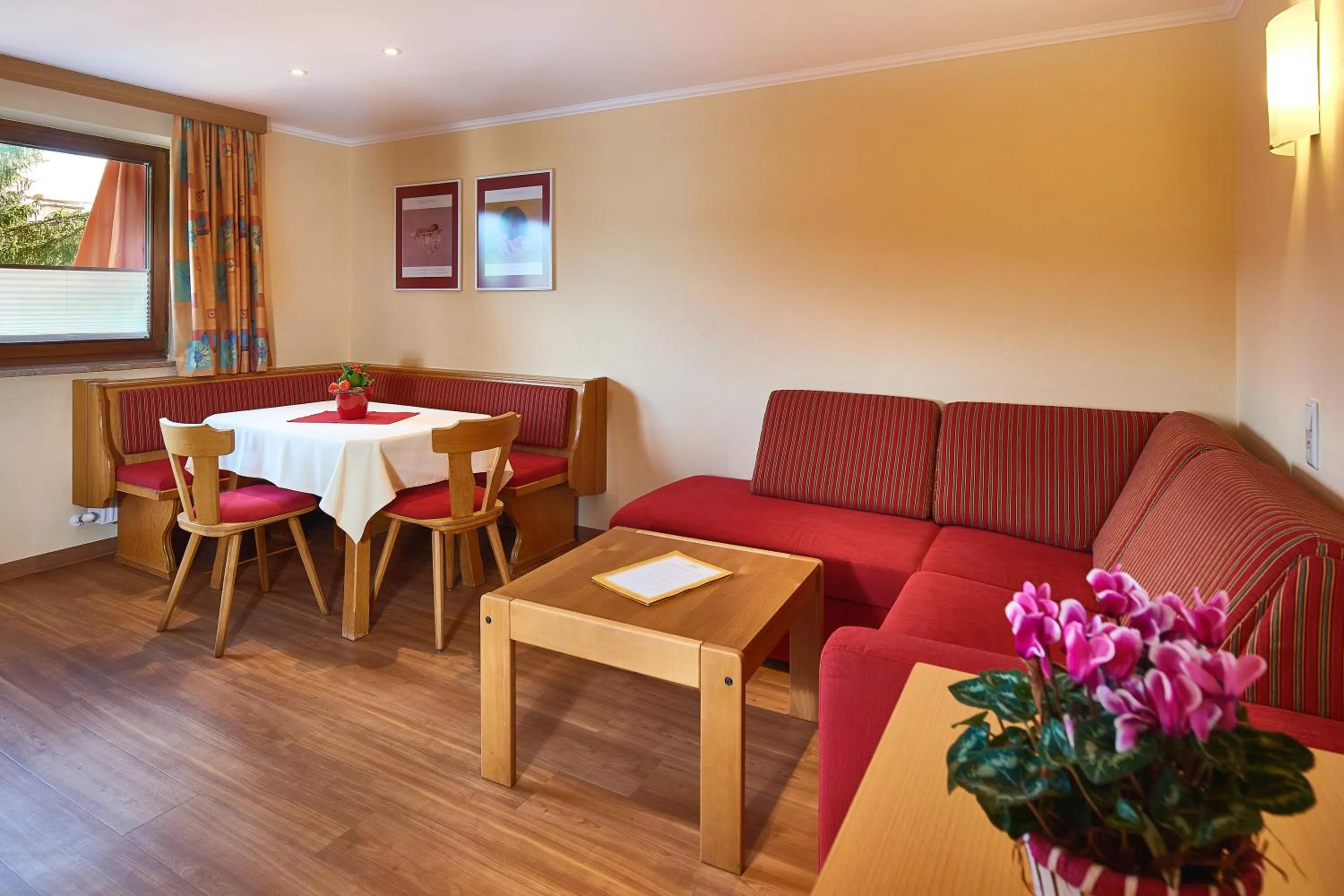 Photo of the whole room in Sonnberg Ferienanlage