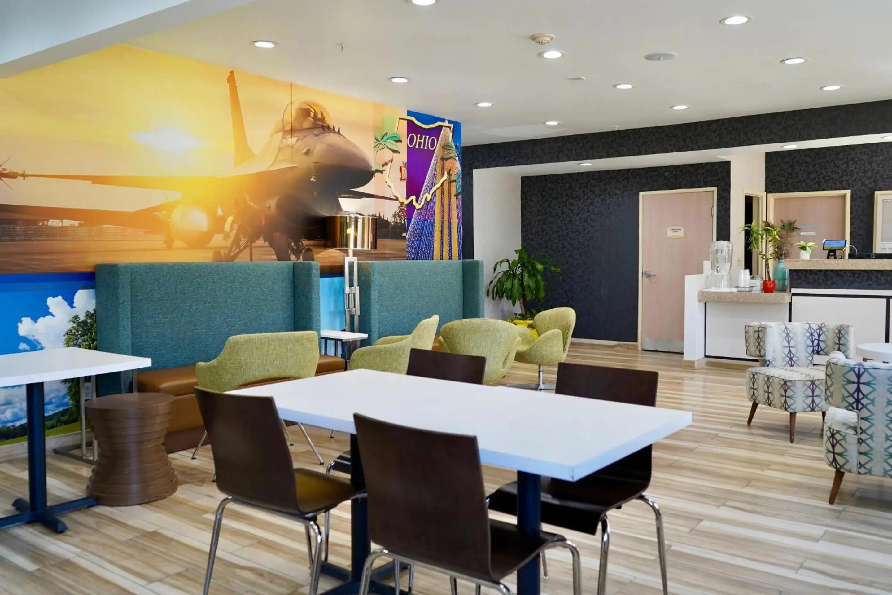 Lobby or reception in Clarion Inn Fairborn - Dayton near Wright Patterson Lobby or reception in Clarion Inn Fairborn - Dayton near Wright Patterson