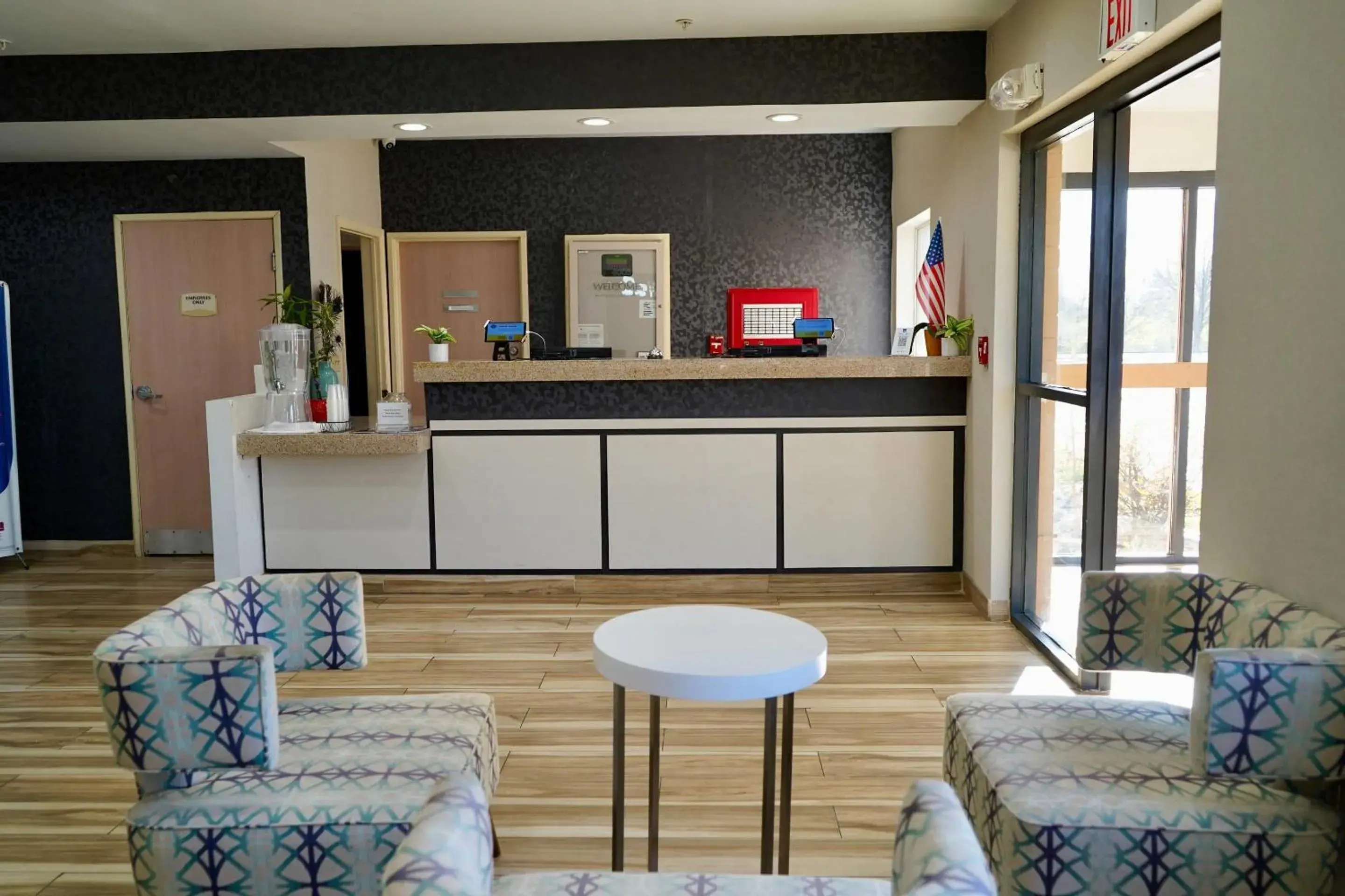 Lobby or reception in Clarion Inn Fairborn - Dayton near Wright Patterson Lobby or reception in Clarion Inn Fairborn - Dayton near Wright Patterson