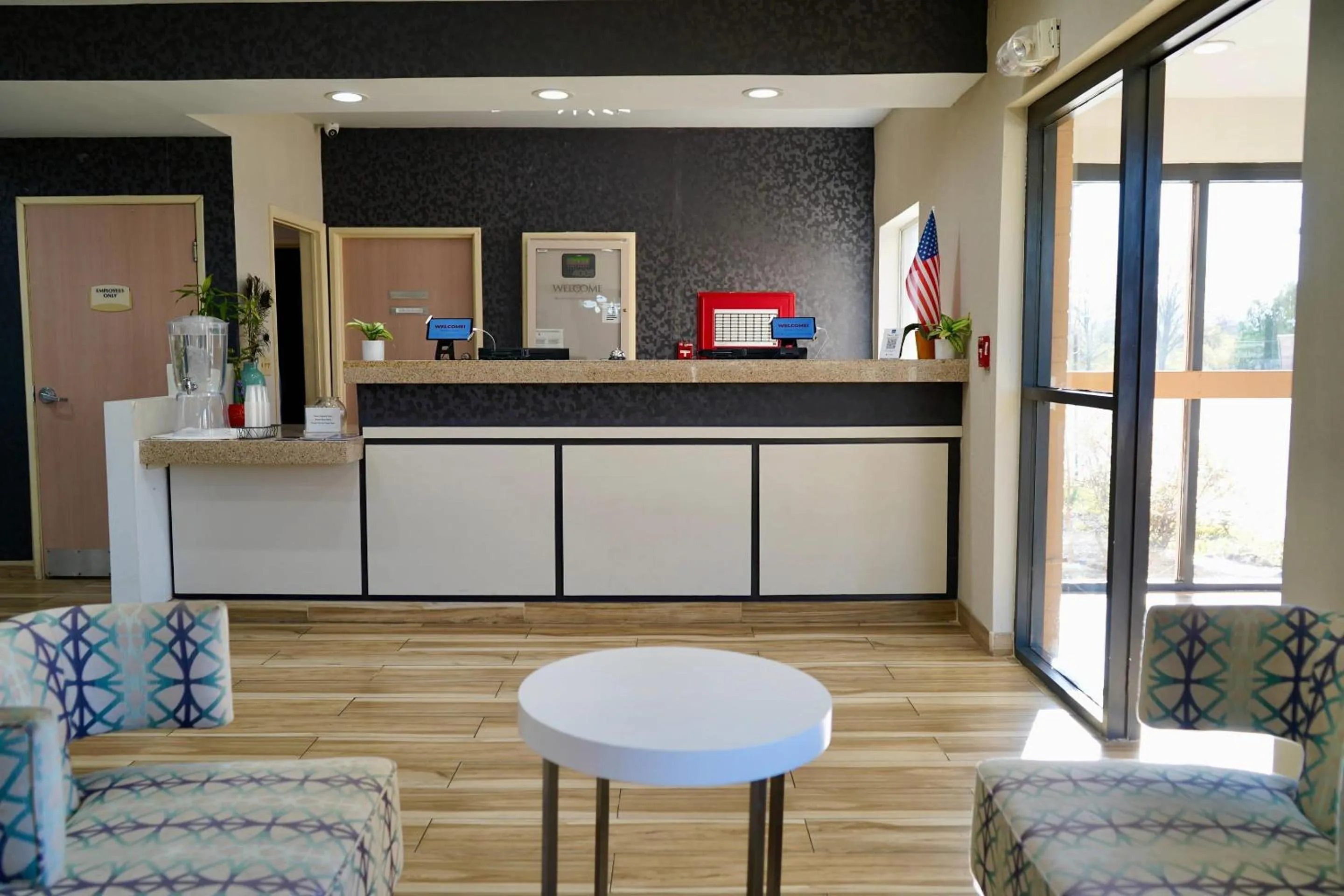 Lobby or reception in Clarion Inn Fairborn - Dayton near Wright Patterson