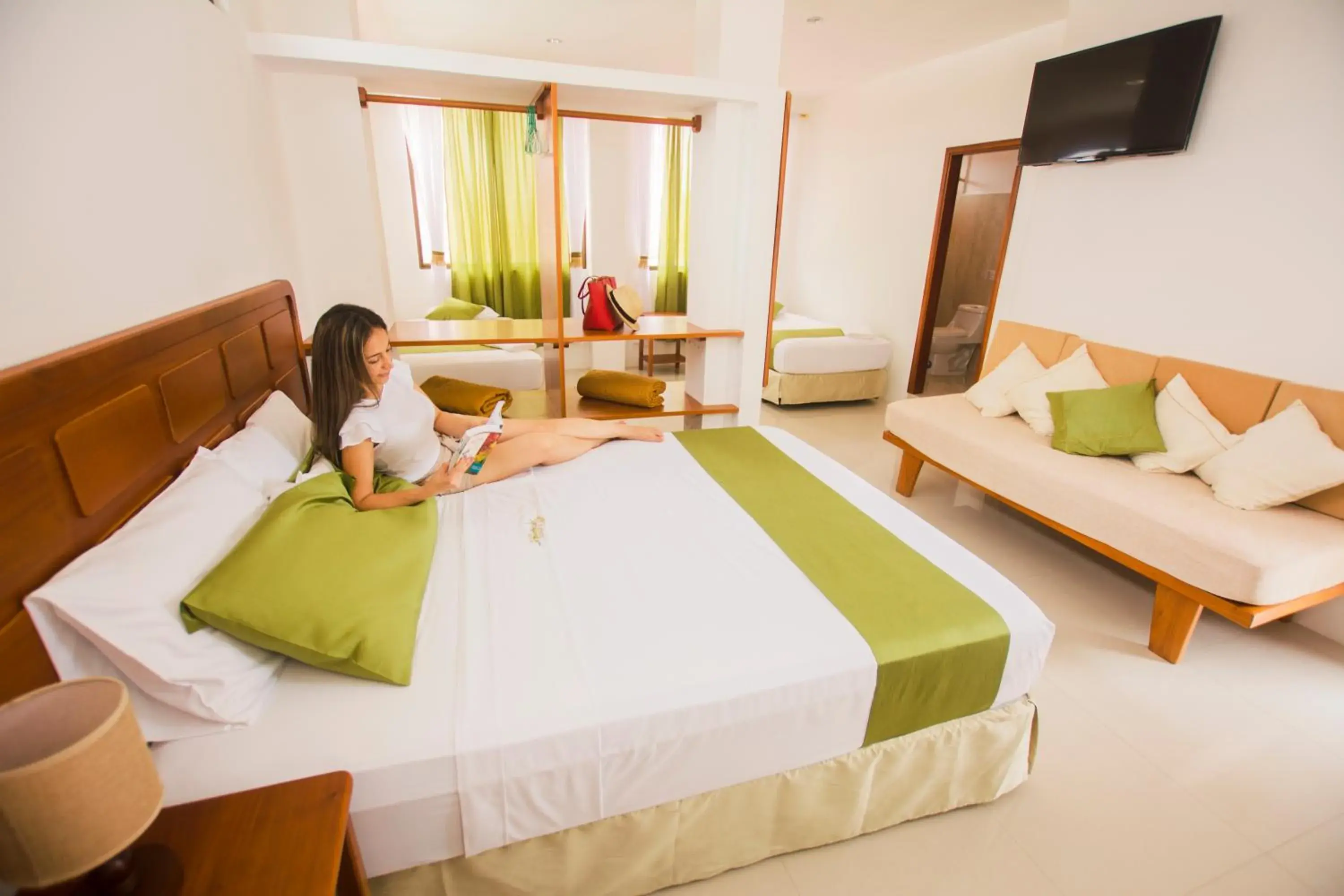 Double or Twin Room in Hostal Sueños Silvestres Double or Twin Room in Hostal Sueños Silvestres