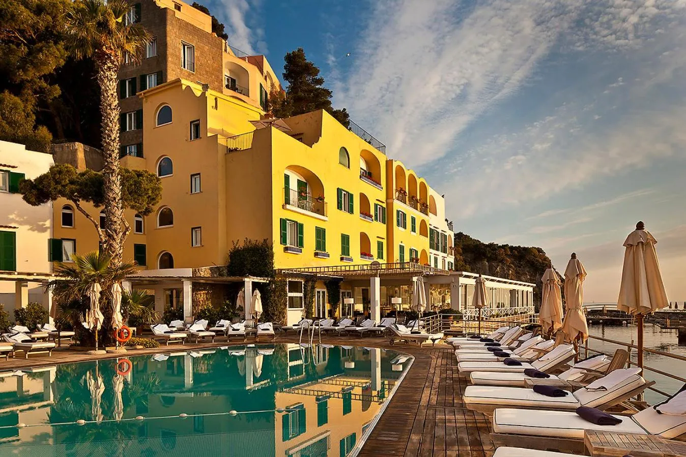 Swimming pool in Regina Isabella-Resort Spa Restaurant