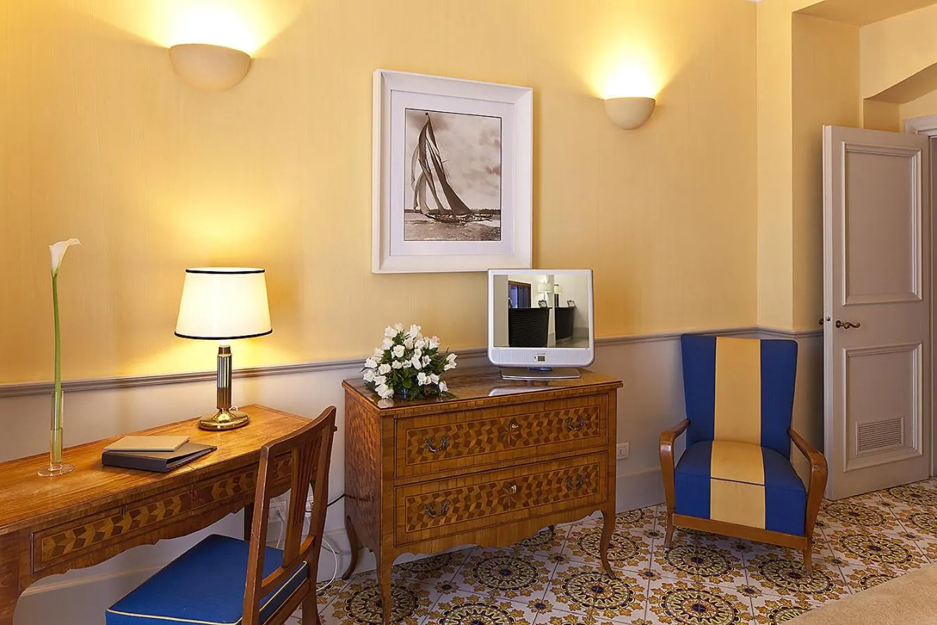 Seating area in Regina Isabella-Resort Spa Restaurant