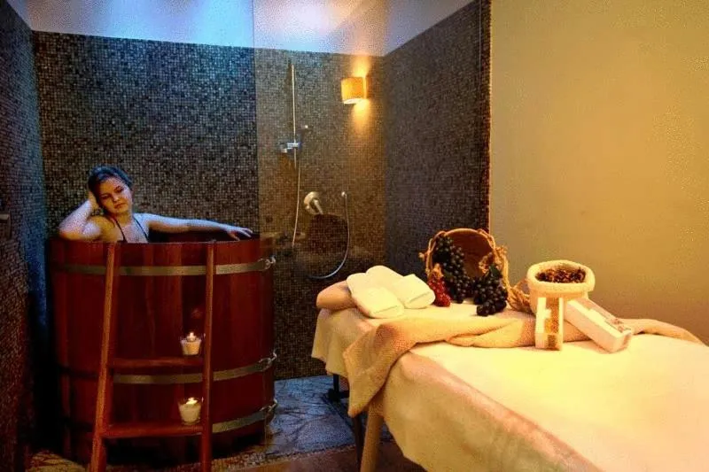 Shower in Hotel Relais Des Glaciers - Adults Only