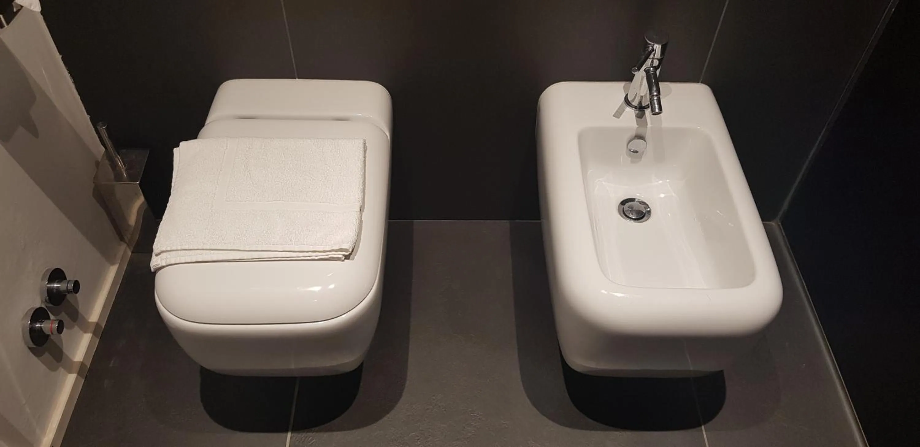 Bathroom in Reggionord