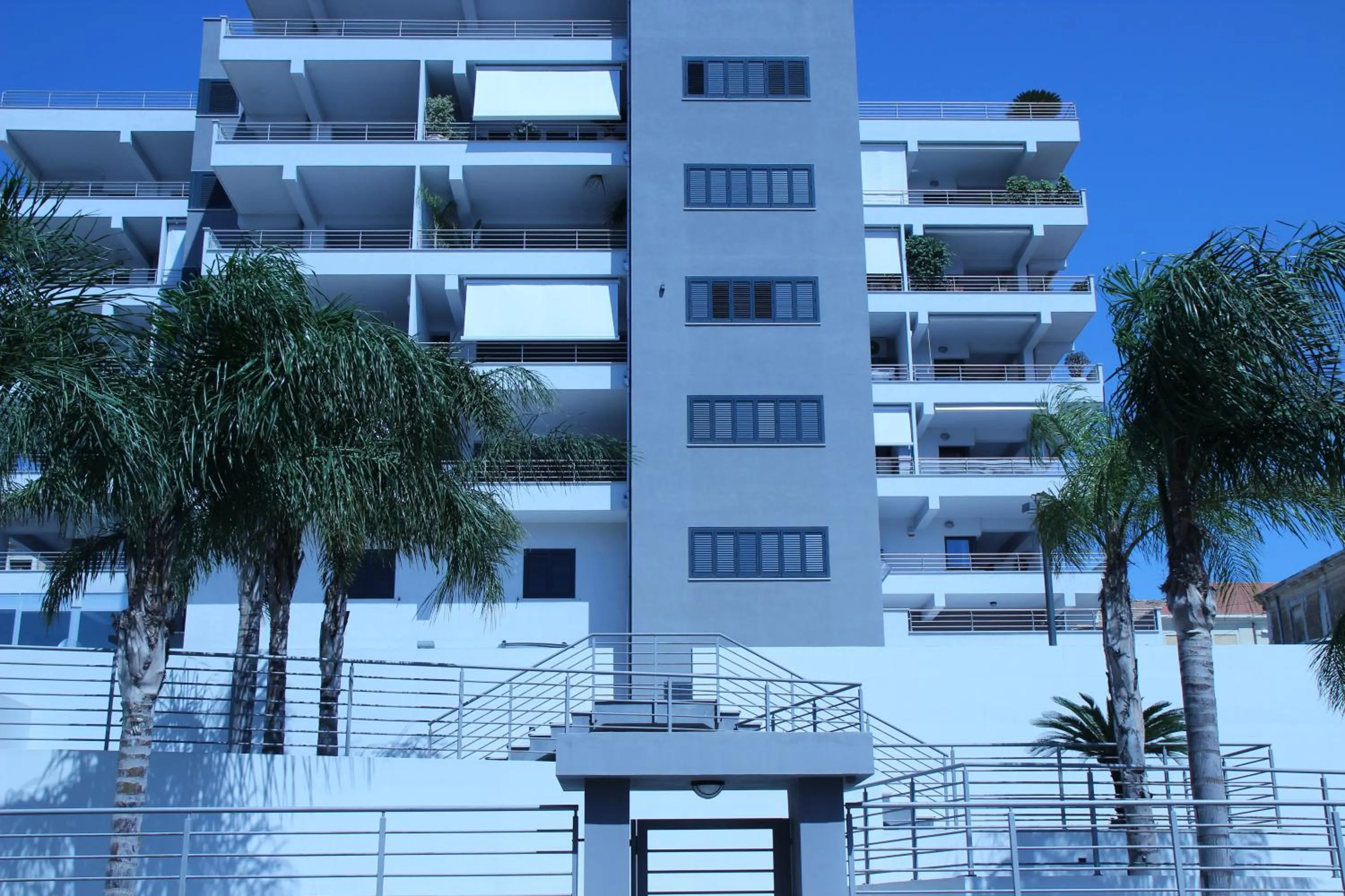 Facade/entrance in Reggionord