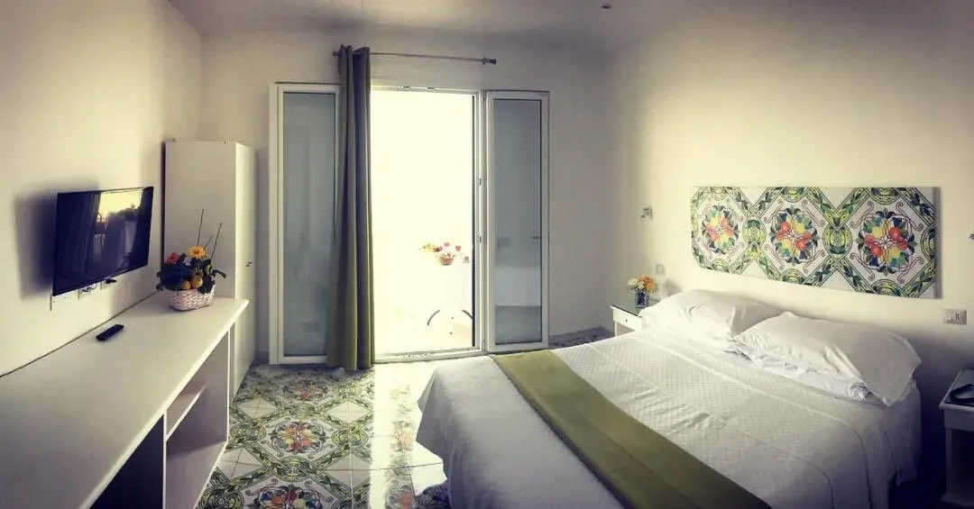 Bed in Hotel Villa Pina Antico Francischiello Bed in Hotel Villa Pina Antico Francischiello