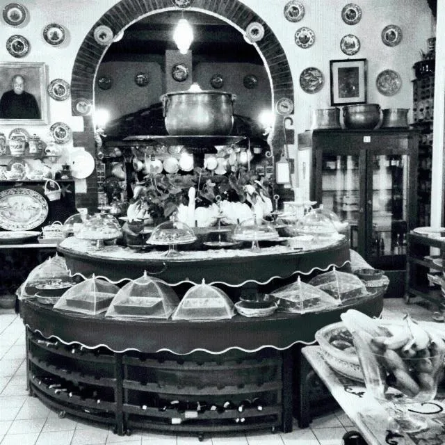 Restaurant/places to eat in Hotel Villa Pina Antico Francischiello