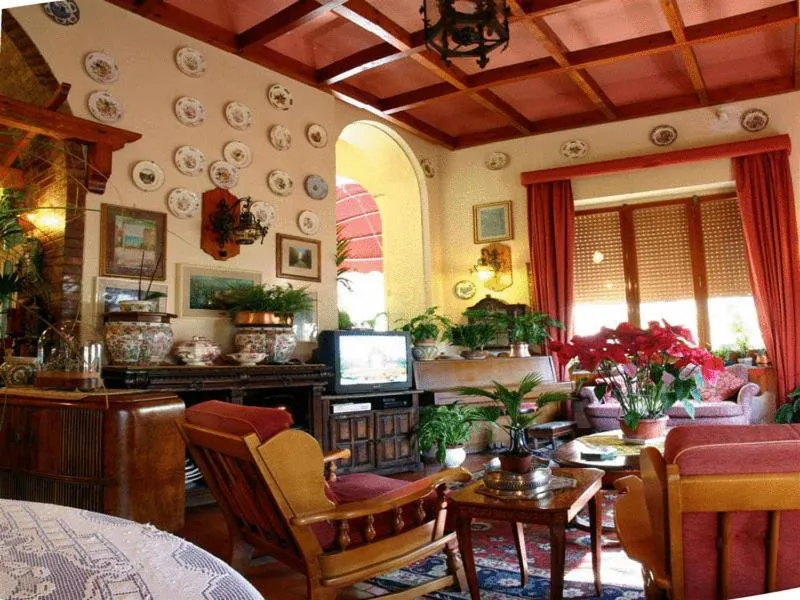 Lounge or bar in Hotel Villa Pina Antico Francischiello