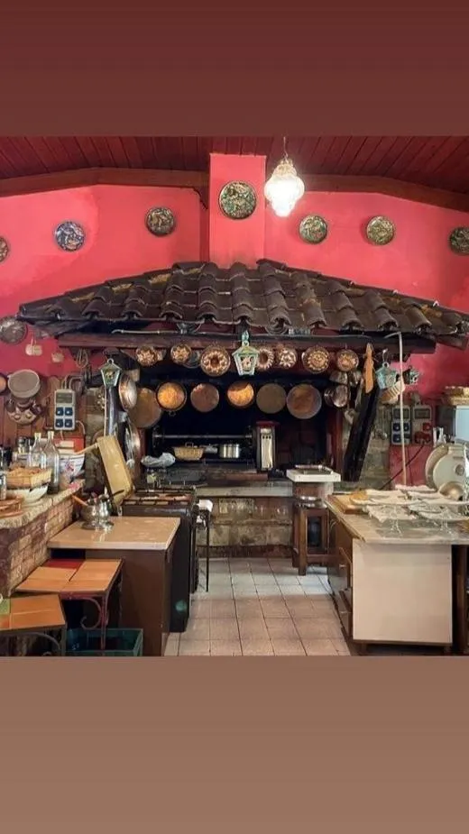 Restaurant/places to eat in Hotel Villa Pina Antico Francischiello